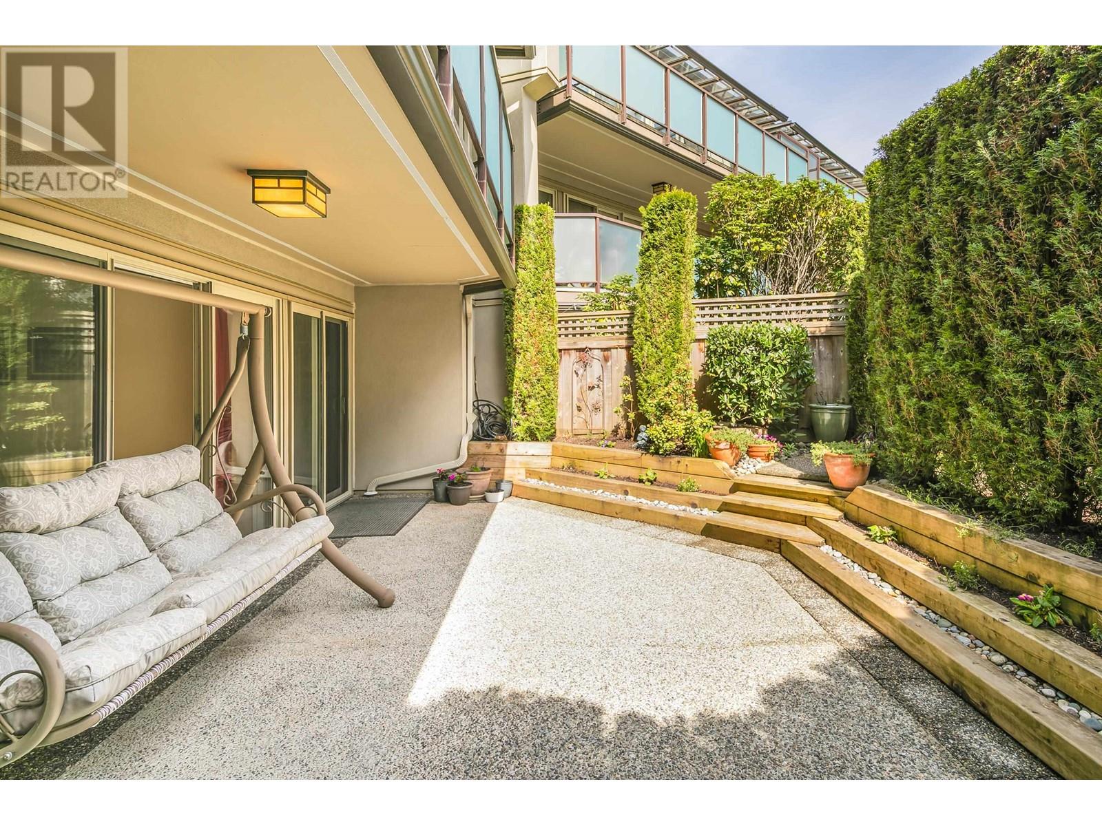 122 4363 HALIFAX STREET, Burnaby, British Columbia