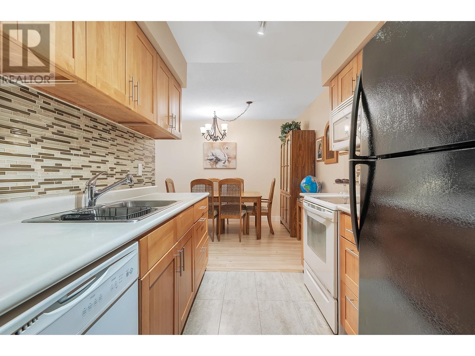 122 4363 Halifax Street, Burnaby, British Columbia  V5C 5Z3 - Photo 5 - R3010801