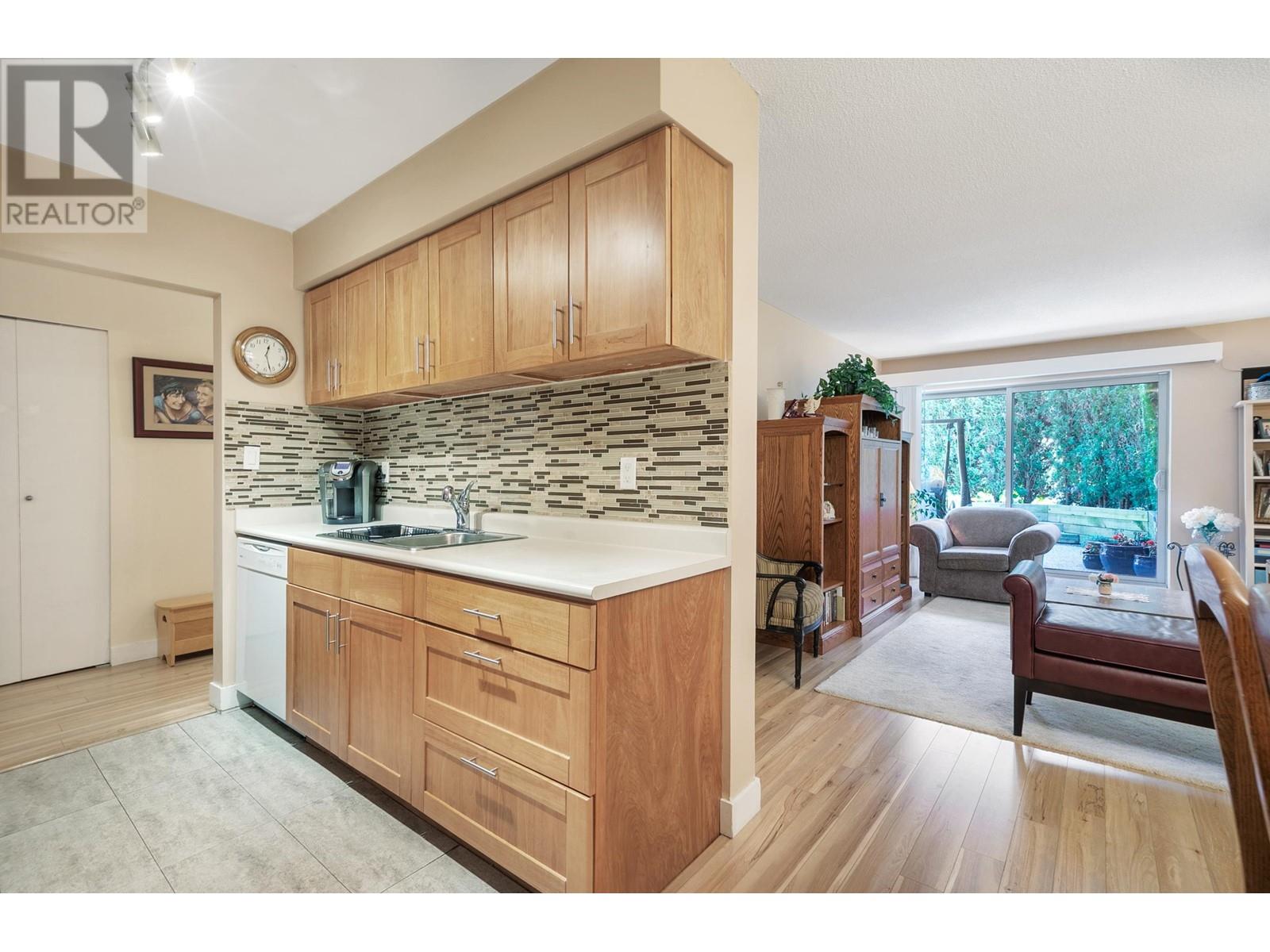 122 4363 Halifax Street, Burnaby, British Columbia  V5C 5Z3 - Photo 8 - R3010801