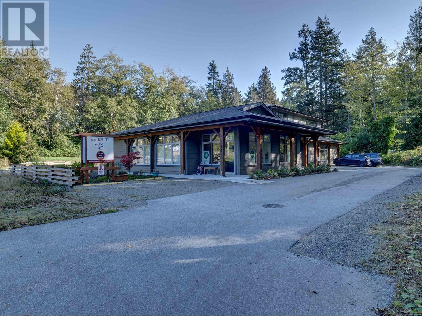 1680 Field Road, Sechelt, British Columbia  V7Z 0B1 - Photo 2 - R3010794