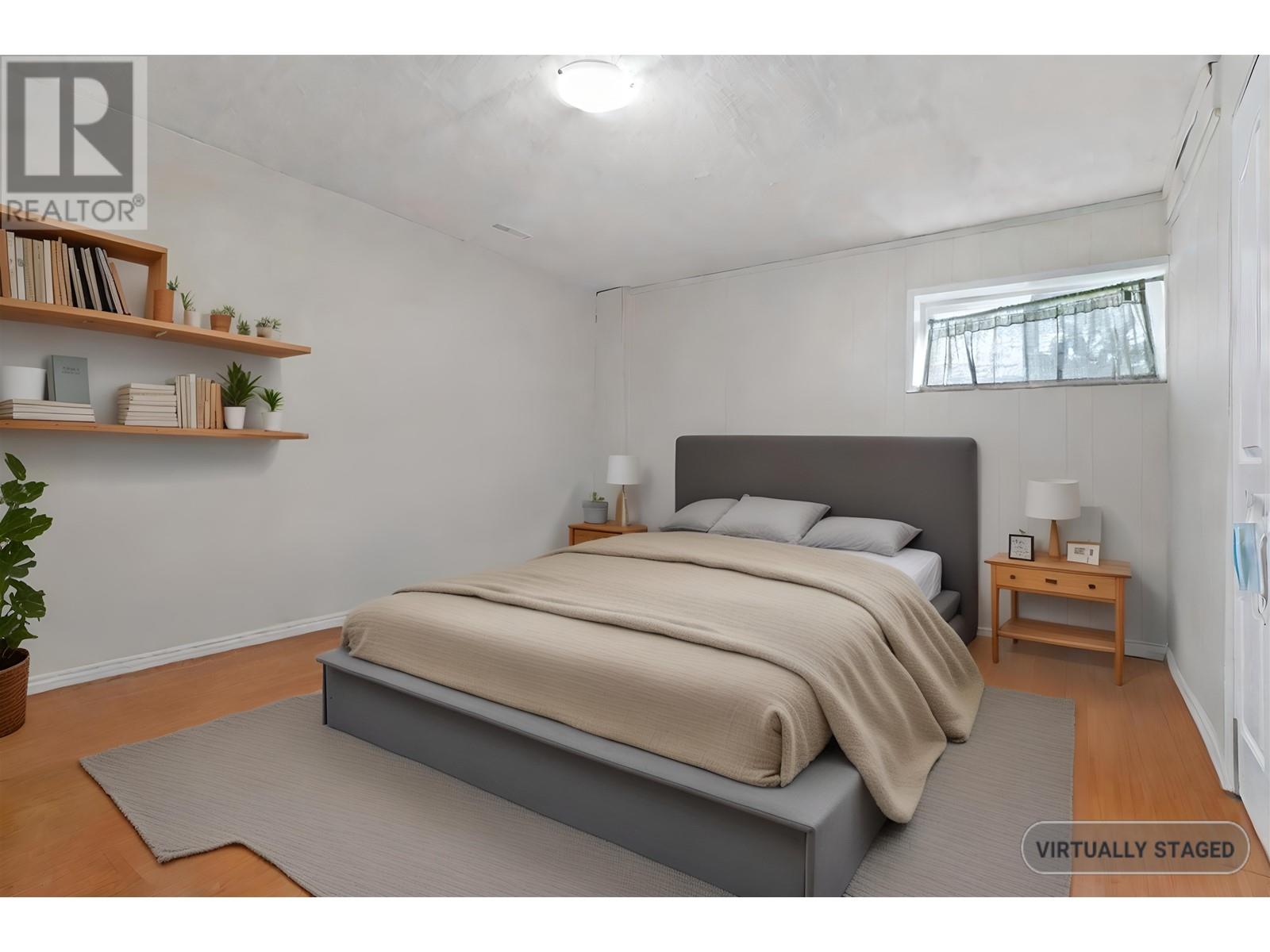 946 Quadling Avenue, Coquitlam, British Columbia  V3K 2A7 - Photo 3 - R3010799