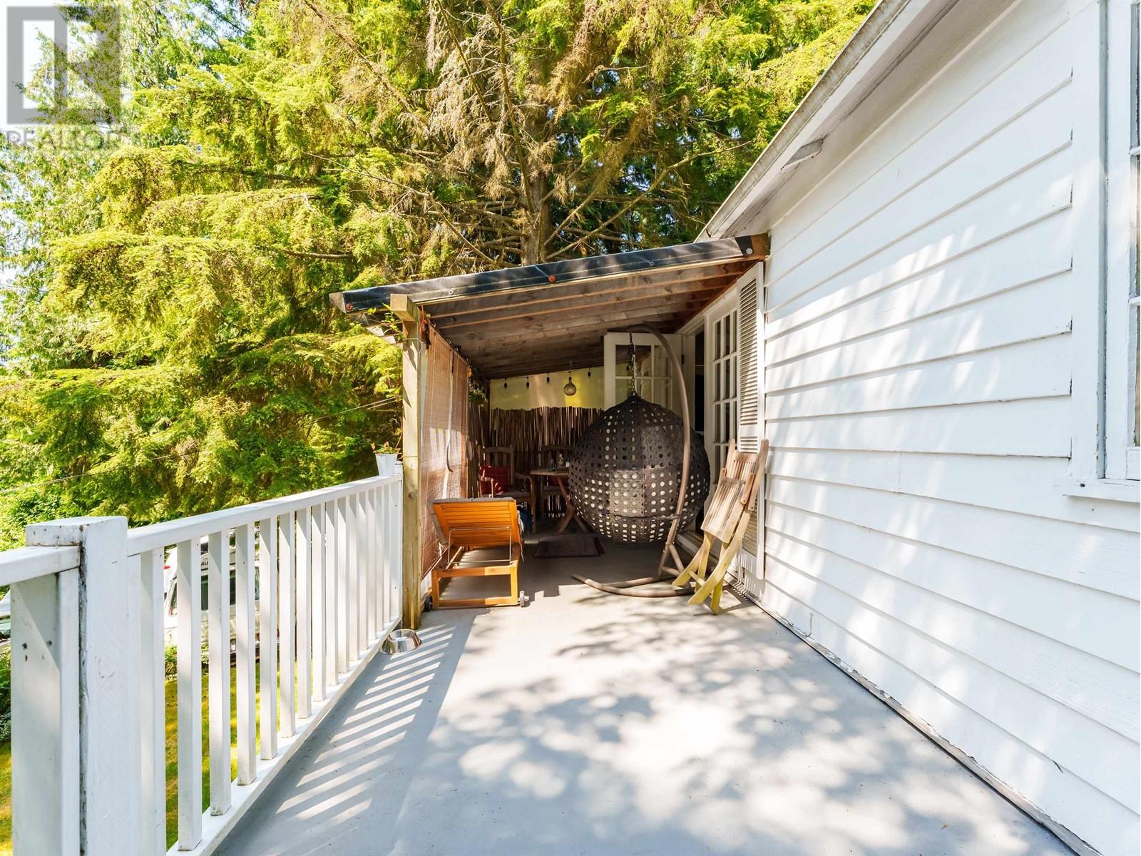 4150 Dollarton Highway, North Vancouver, British Columbia  V7G 1A2 - Photo 16 - R3010824