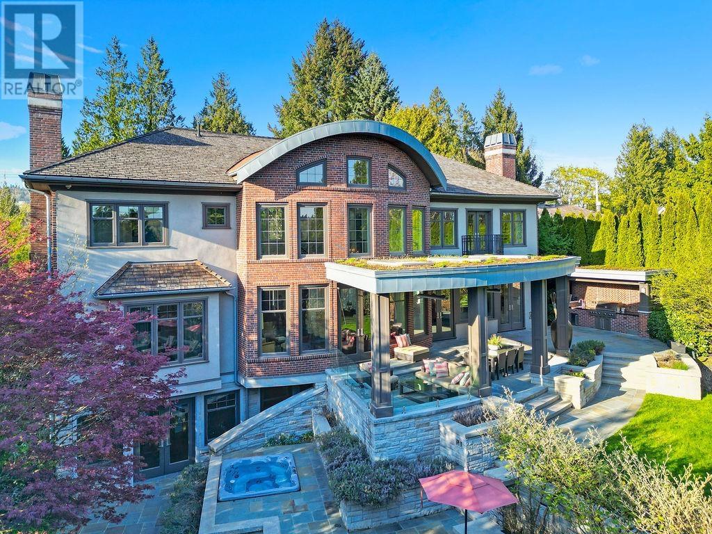 8112 GOVERNMENT ROAD, Burnaby, British Columbia