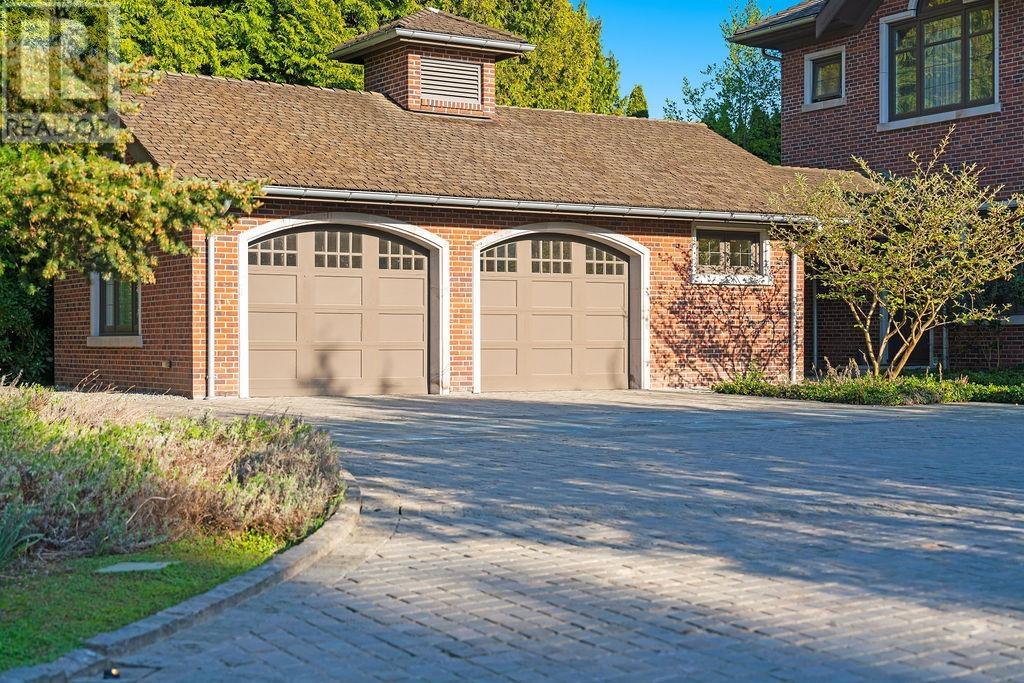 8112 Government Road, Burnaby, British Columbia  V5A 2E2 - Photo 12 - R3010857