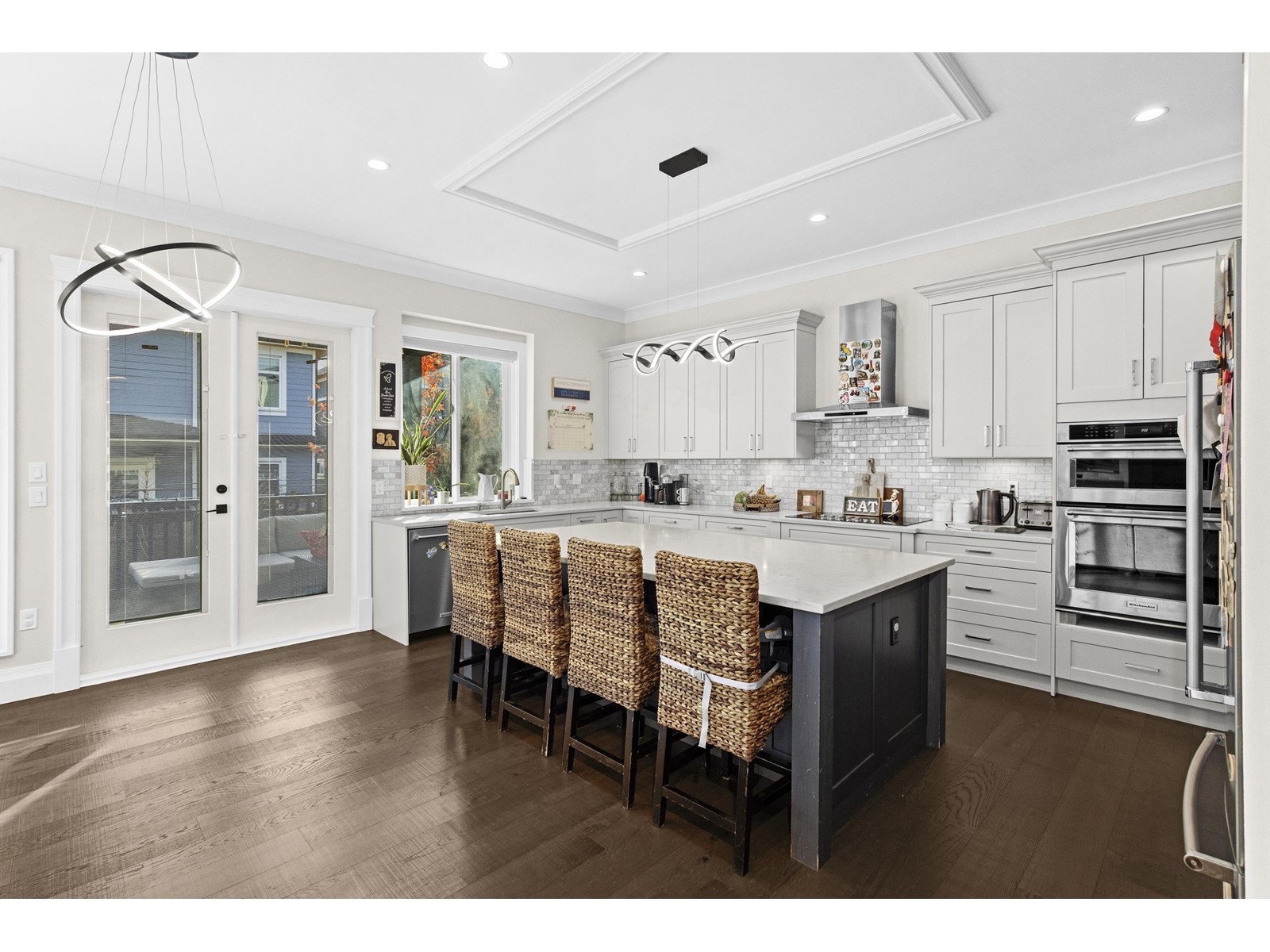 Property at 16696 18 AVENUE image 4