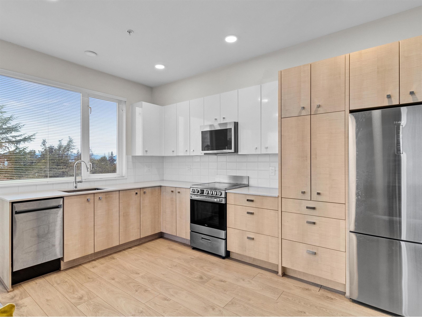 409 10838 Whalley Boulevard, Surrey, British Columbia  V3R 0G8 - Photo 16 - R2969619
