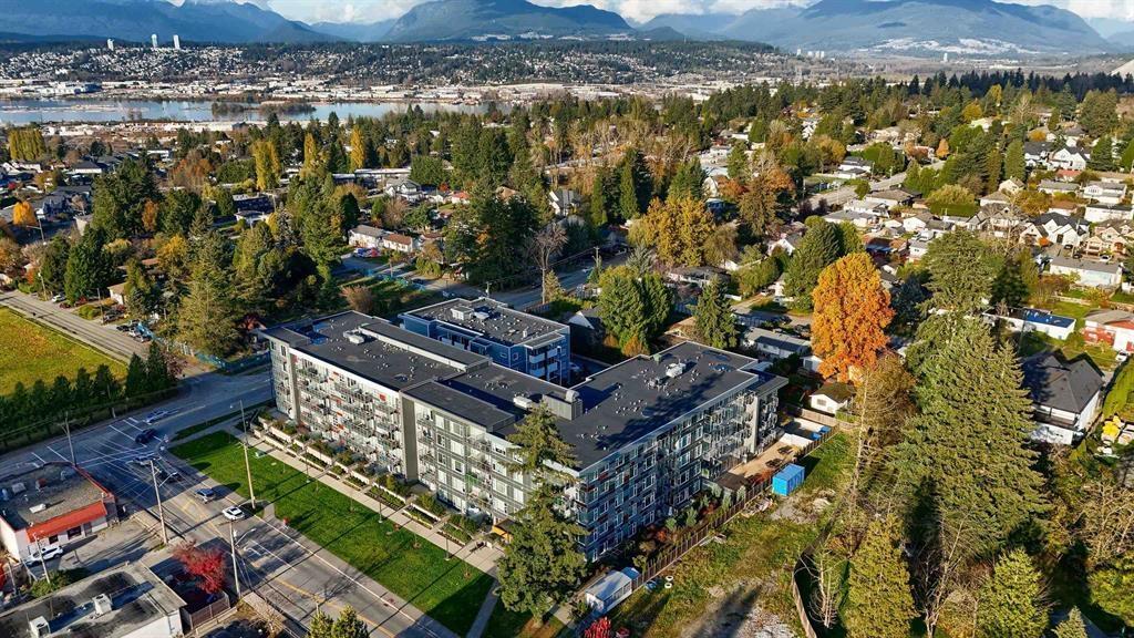409 10838 Whalley Boulevard, Surrey, British Columbia  V3R 0G8 - Photo 2 - R2969619