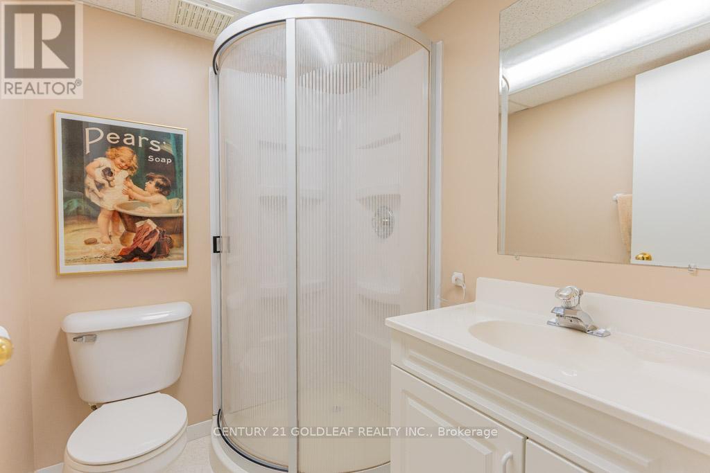 1536 Caton Street, Ottawa, Ontario  K1H 6J4 - Photo 33 - X12193668