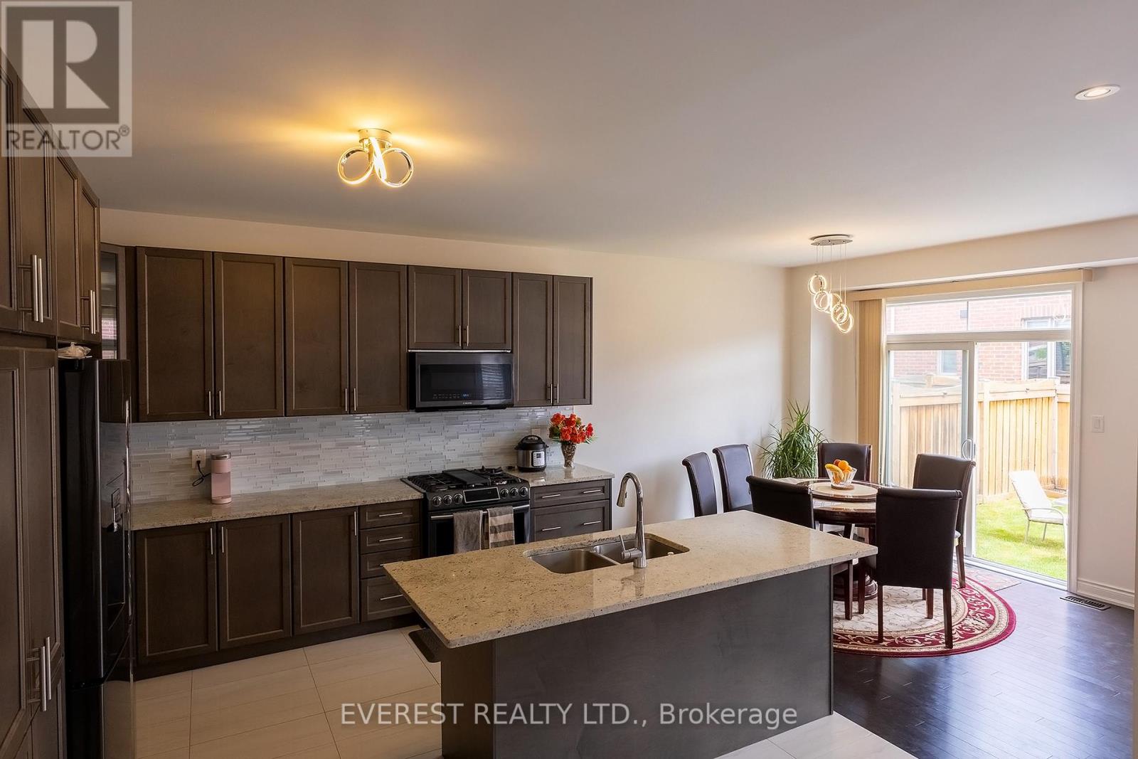 17 Elysian Field Circle E, Brampton, Ontario  L6Y 6E9 - Photo 13 - W12176540