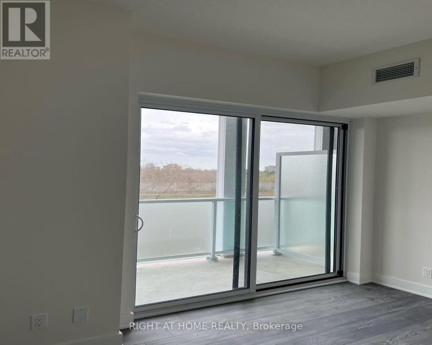 515 - 188 Fairview Mall Drive, Toronto (Don Valley Village), Ontario  M2J 4T1 - Photo 4 - C12193612