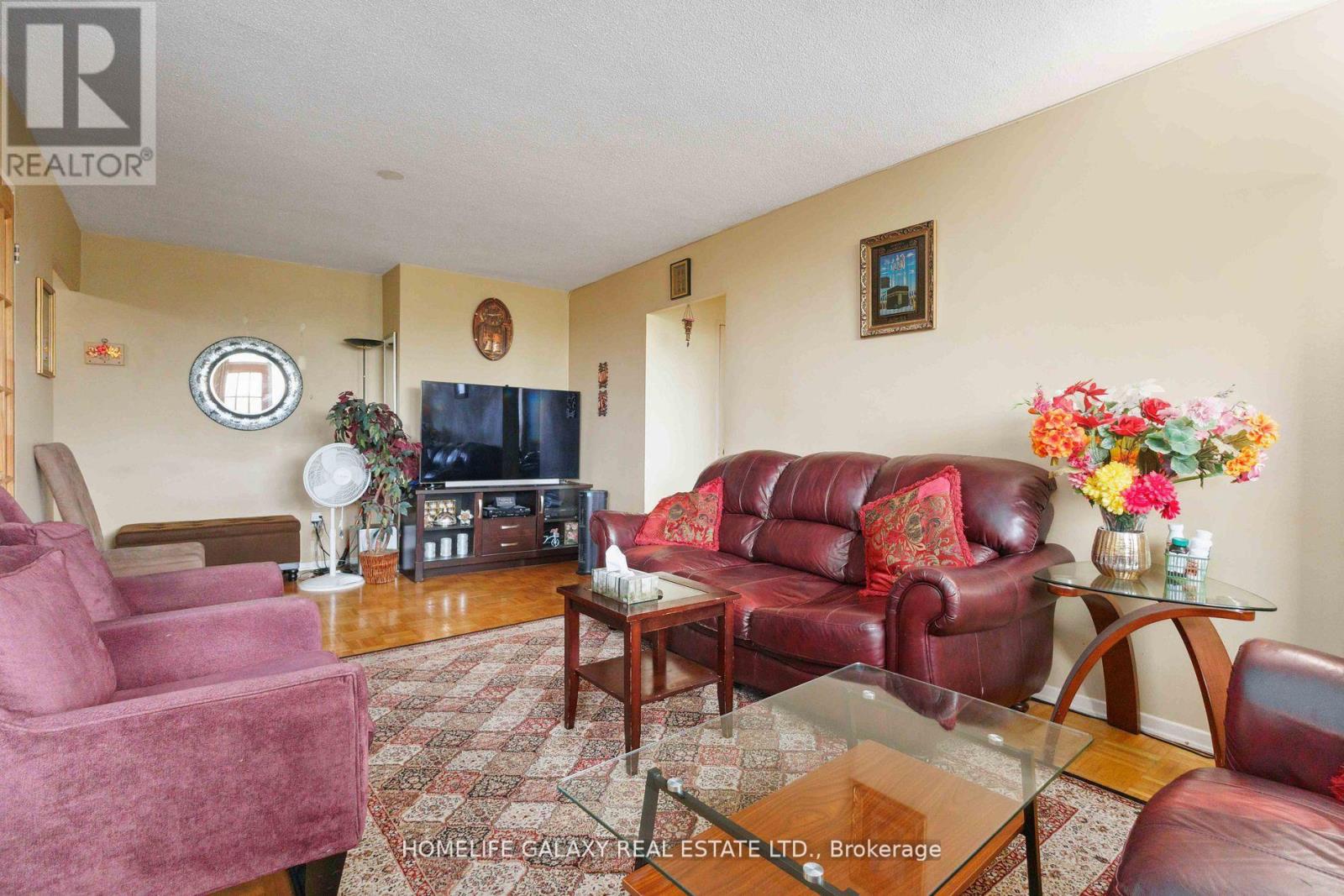 616 - 20 Edgecliff Golfway, Toronto, Ontario  M3C 3A4 - Photo 8 - C12193639
