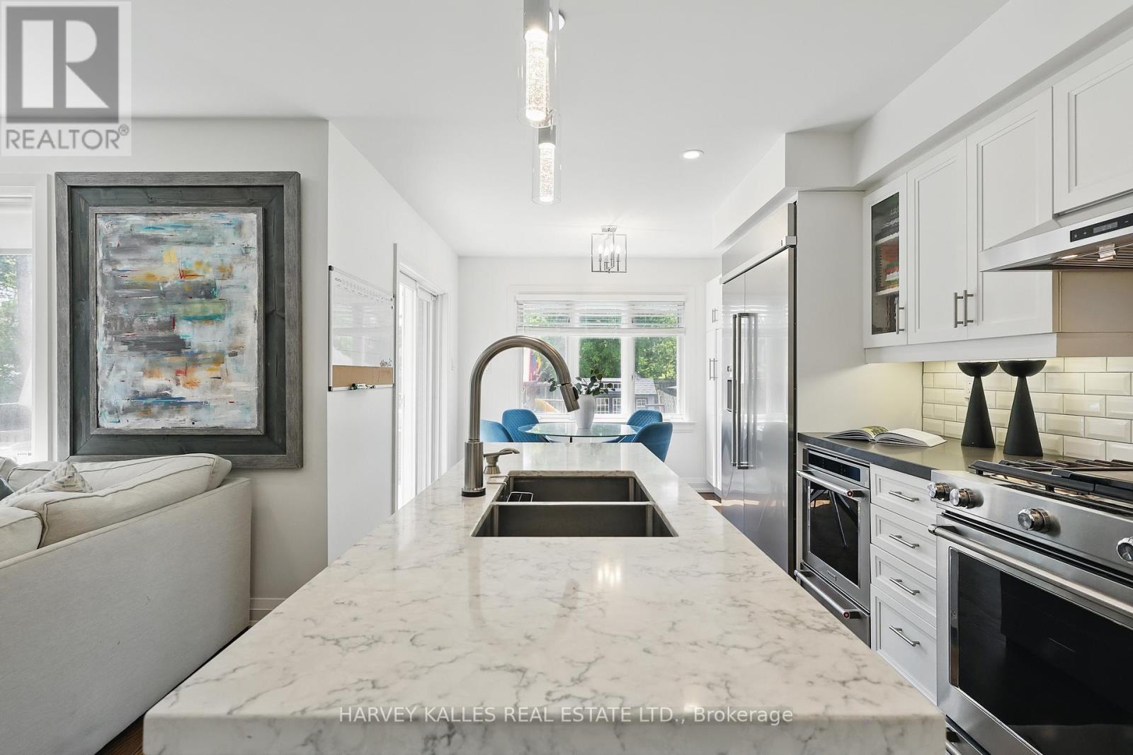 219 Delhi Avenue, Toronto, Ontario  M3H 1A9 - Photo 14 - C12193641