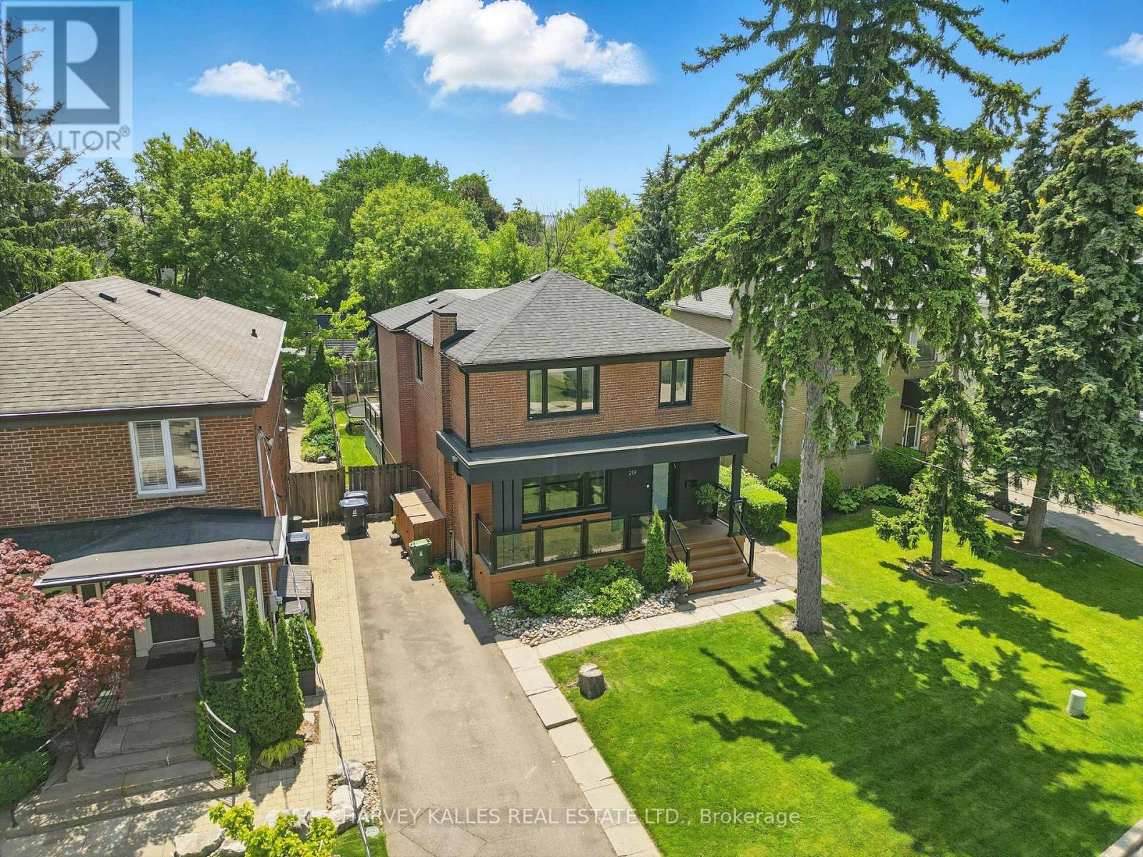 219 Delhi Avenue, Toronto, Ontario  M3H 1A9 - Photo 2 - C12193641