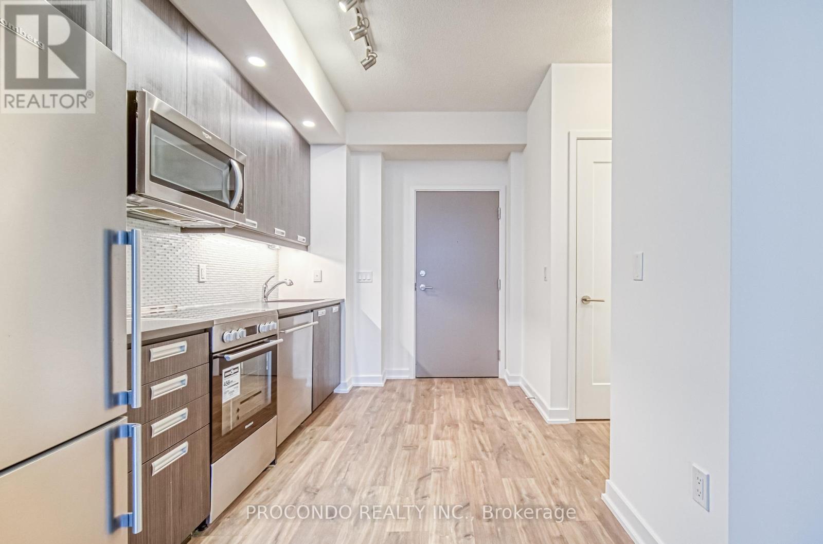 1405 - 99 John Street, Toronto, Ontario  M5V 0S6 - Photo 14 - C12193647