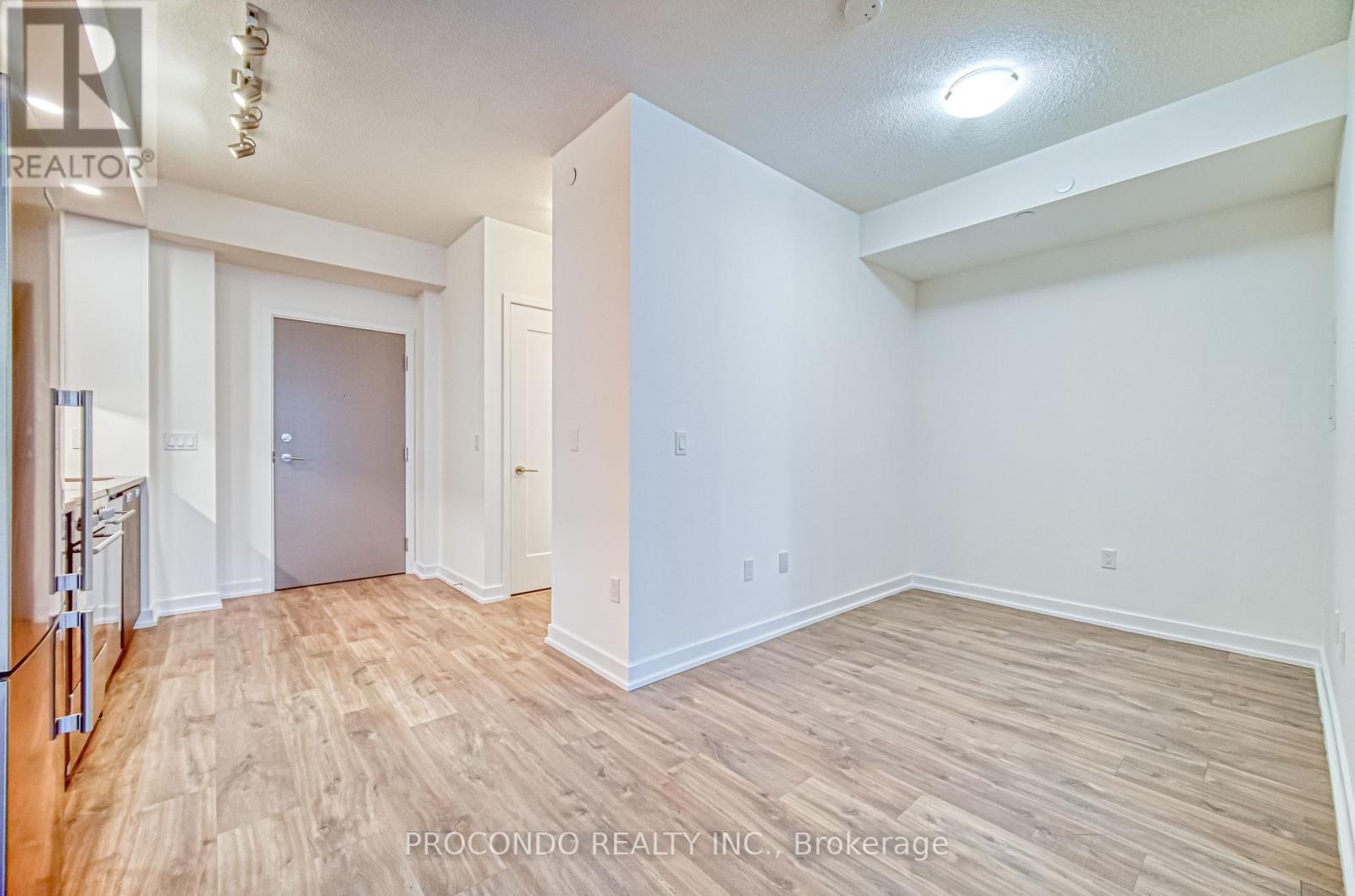 1405 - 99 John Street, Toronto, Ontario  M5V 0S6 - Photo 17 - C12193647
