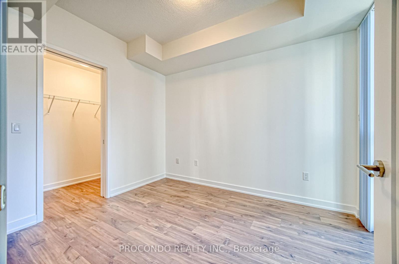 1405 - 99 John Street, Toronto, Ontario  M5V 0S6 - Photo 21 - C12193647