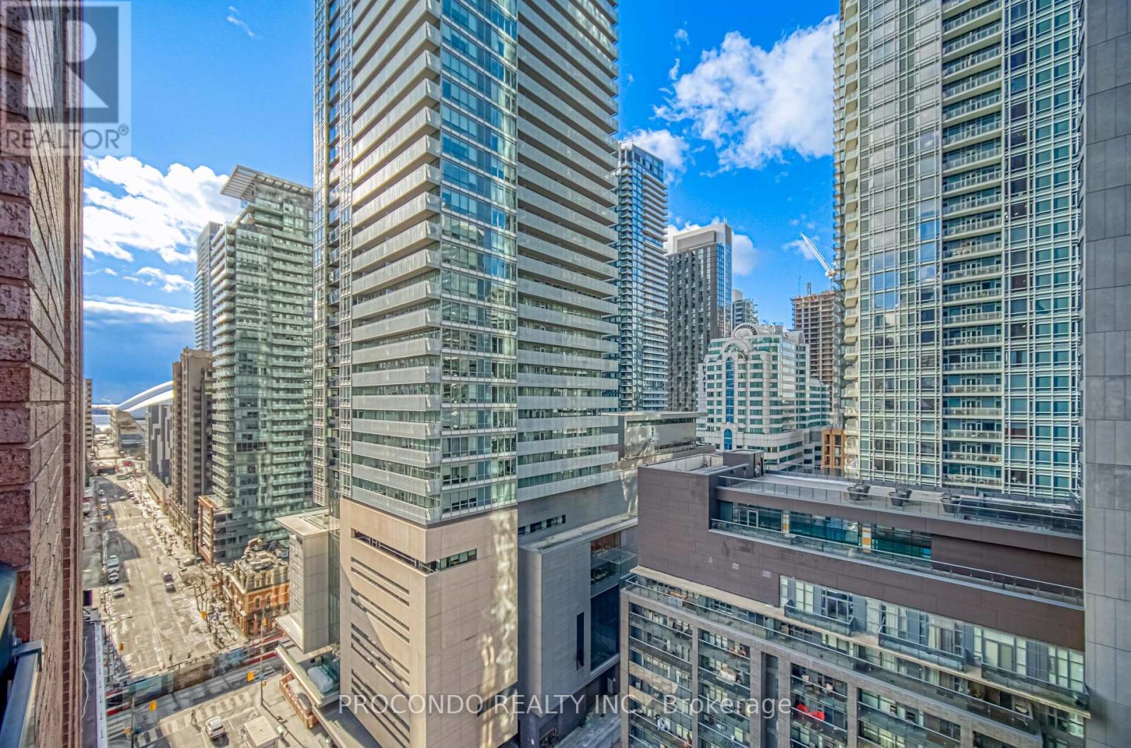 1405 - 99 John Street, Toronto, Ontario  M5V 0S6 - Photo 27 - C12193647