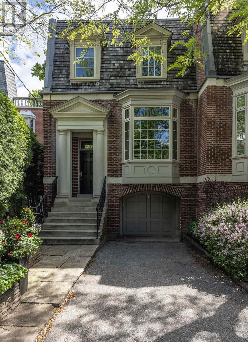 40 Summerhill Gardens, Toronto (Rosedale-Moore Park), Ontario  M4T 1B4 - Photo 1 - C12193667