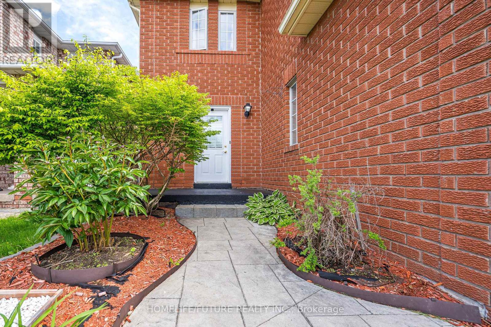 1513 Fieldgate Drive, Oshawa, Ontario  L1K 2L6 - Photo 3 - E12161827