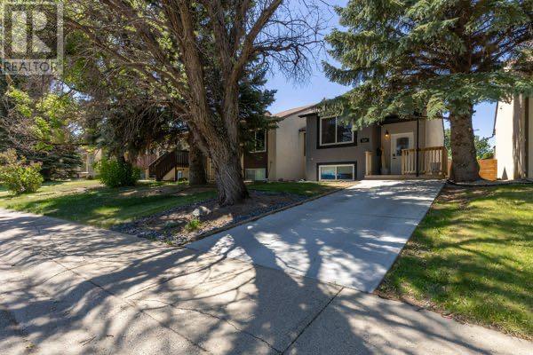 639 Columbia Boulevard W, Lethbridge, Alberta  T1K 5T3 - Photo 3 - A2225251