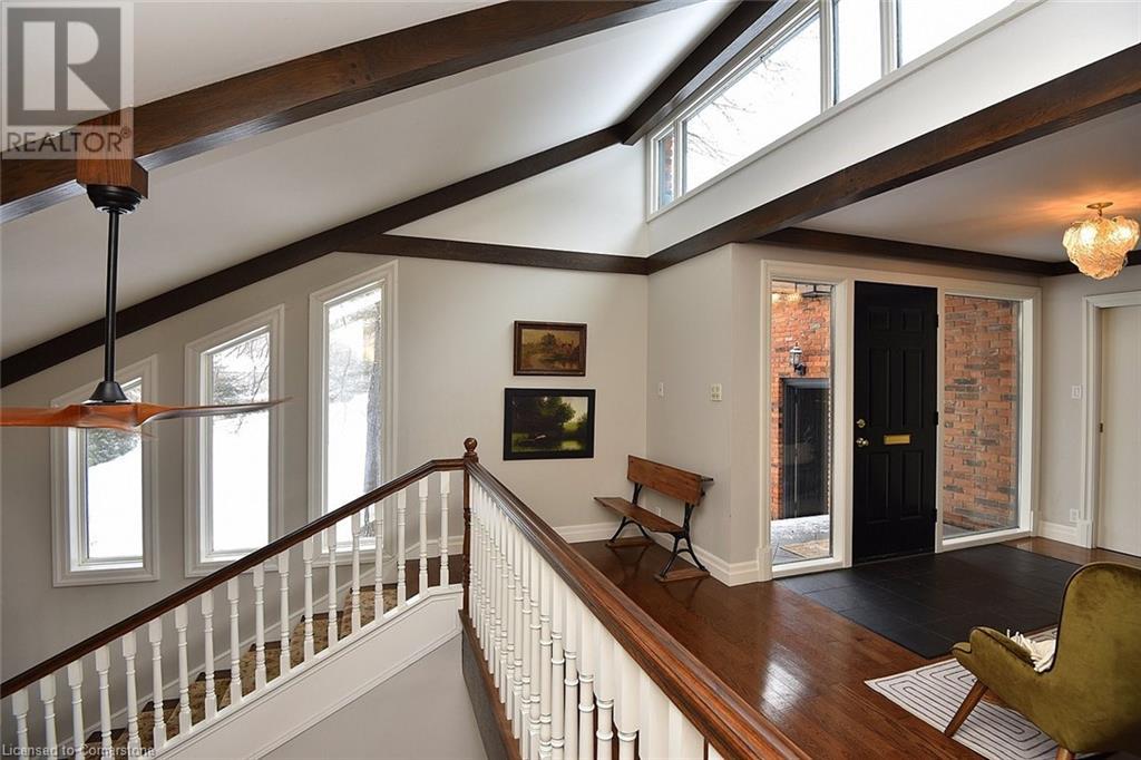 3 Harvest Court, Dundas, Ontario  L9H 5K2 - Photo 3 - 40736782