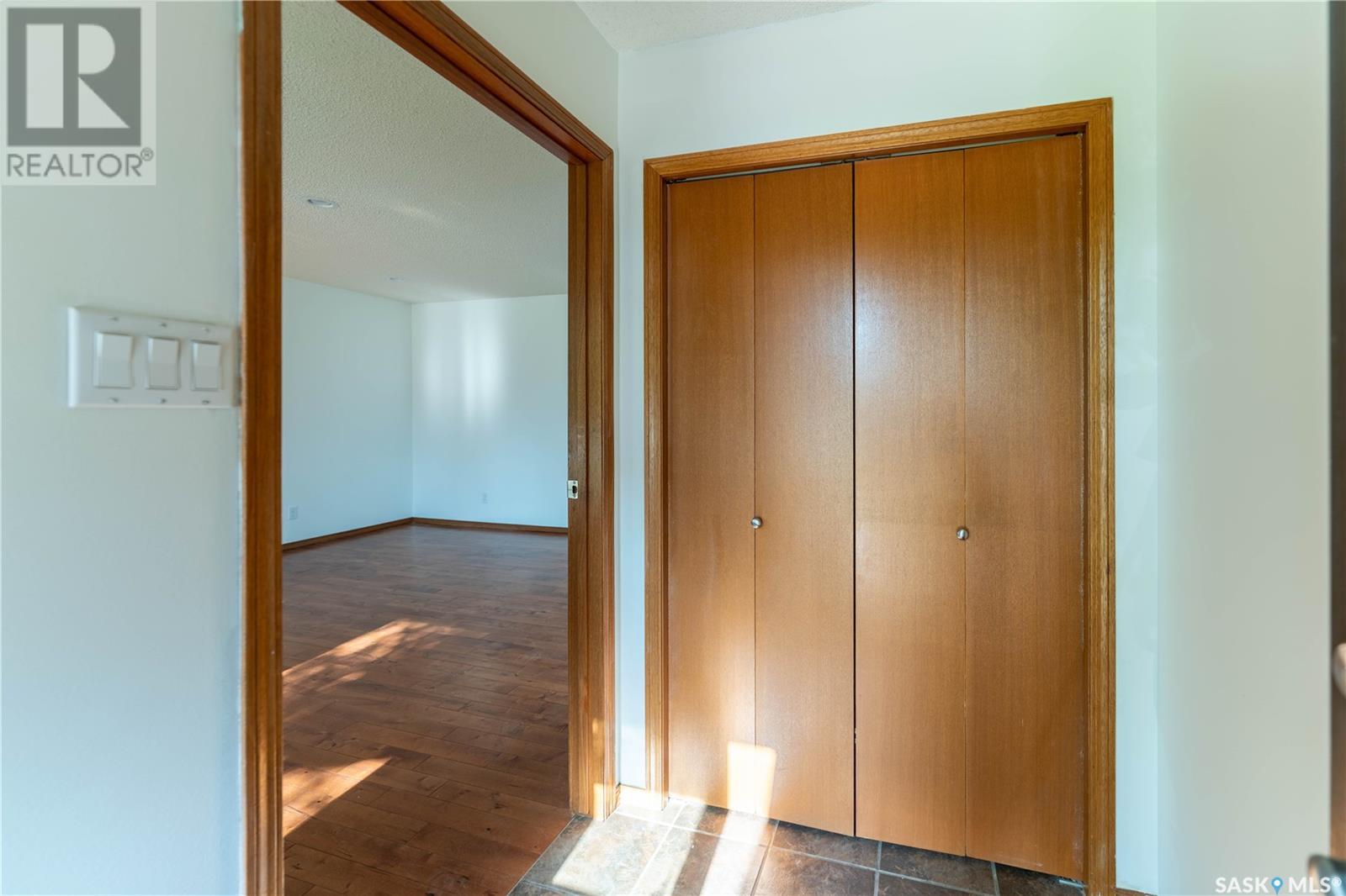 Property at 518 Bonli CRESCENT image 4