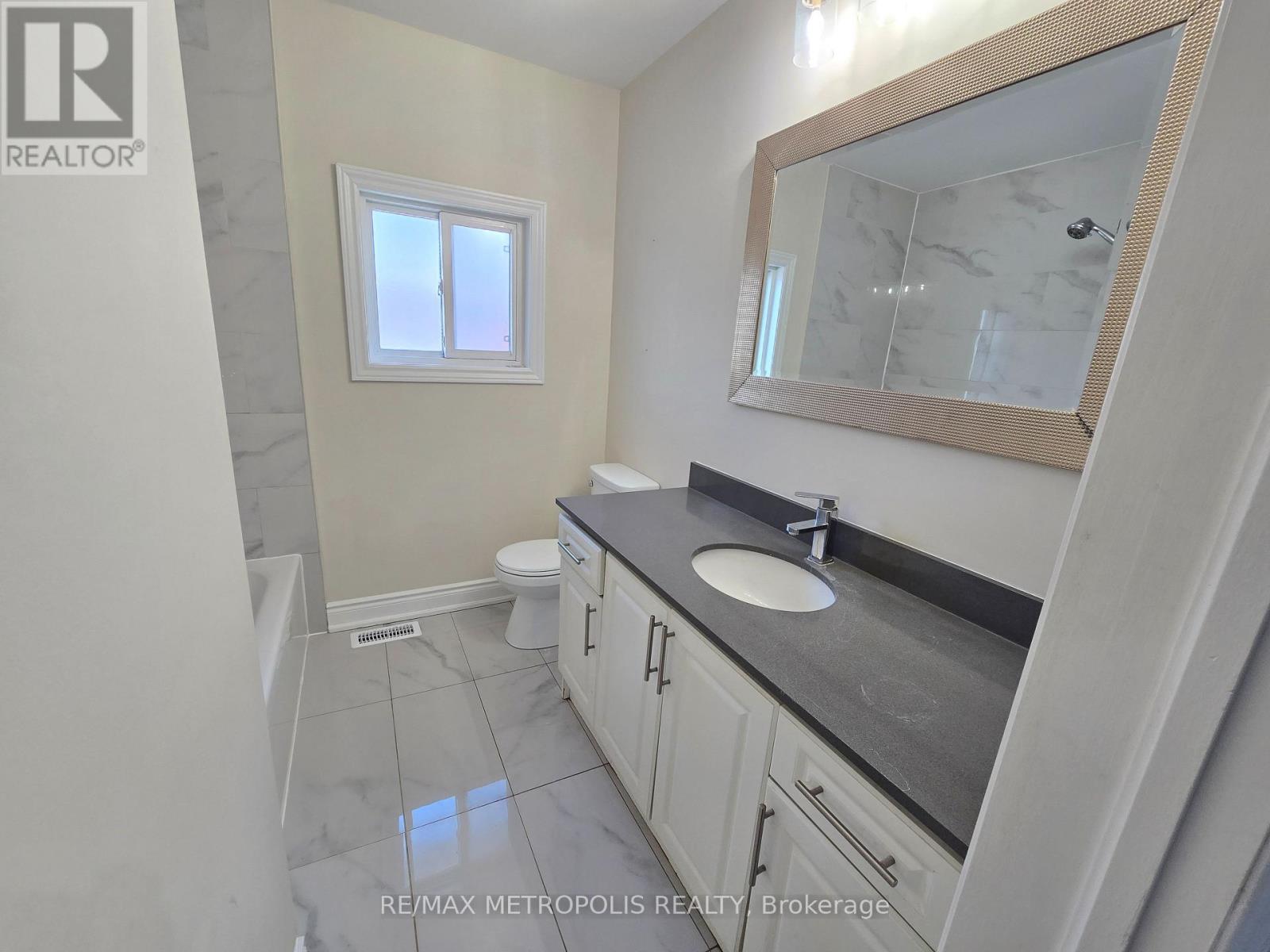 Main - 238 Toronto Avenue, Oshawa, Ontario  L1H 3C1 - Photo 17 - E12193627