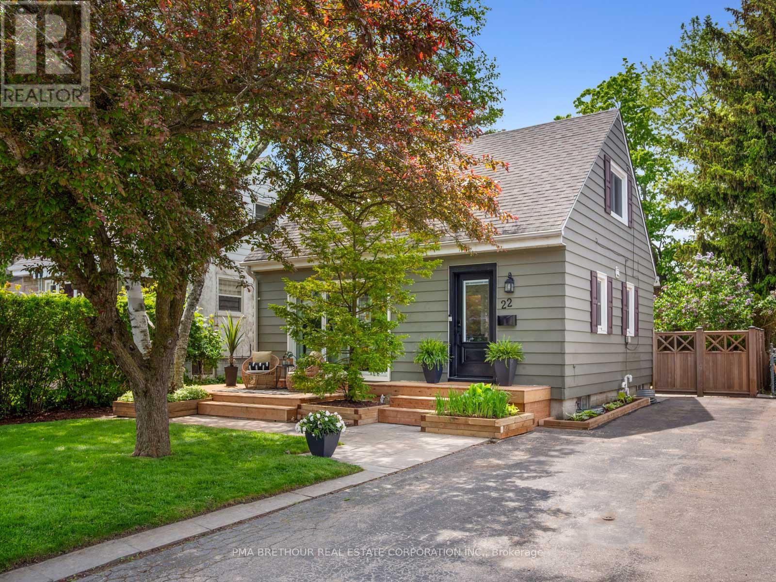 22 Harewood Avenue, Toronto, Ontario  M1M 2R2 - Photo 1 - E12193643