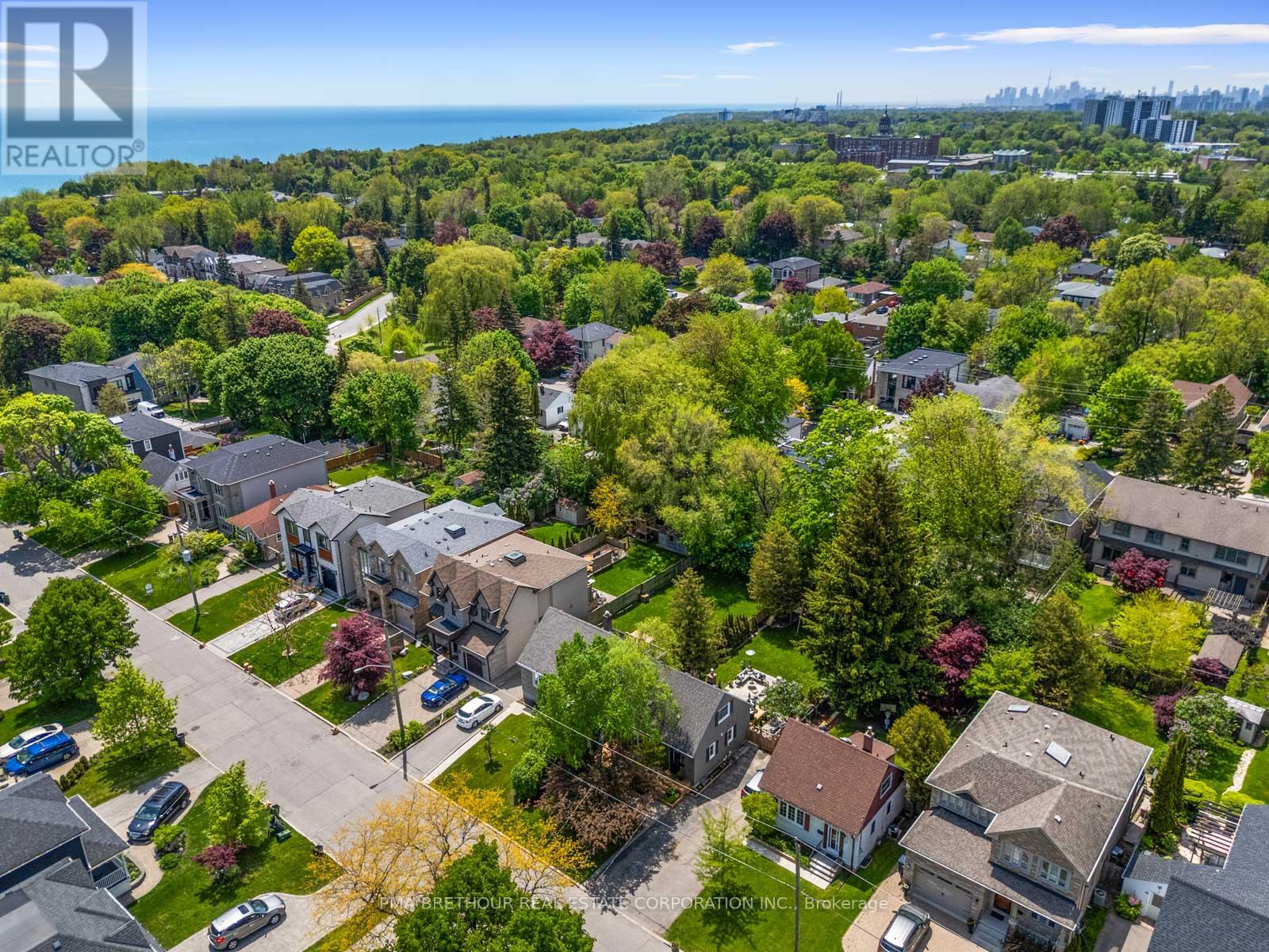 22 Harewood Avenue, Toronto, Ontario  M1M 2R2 - Photo 45 - E12193643