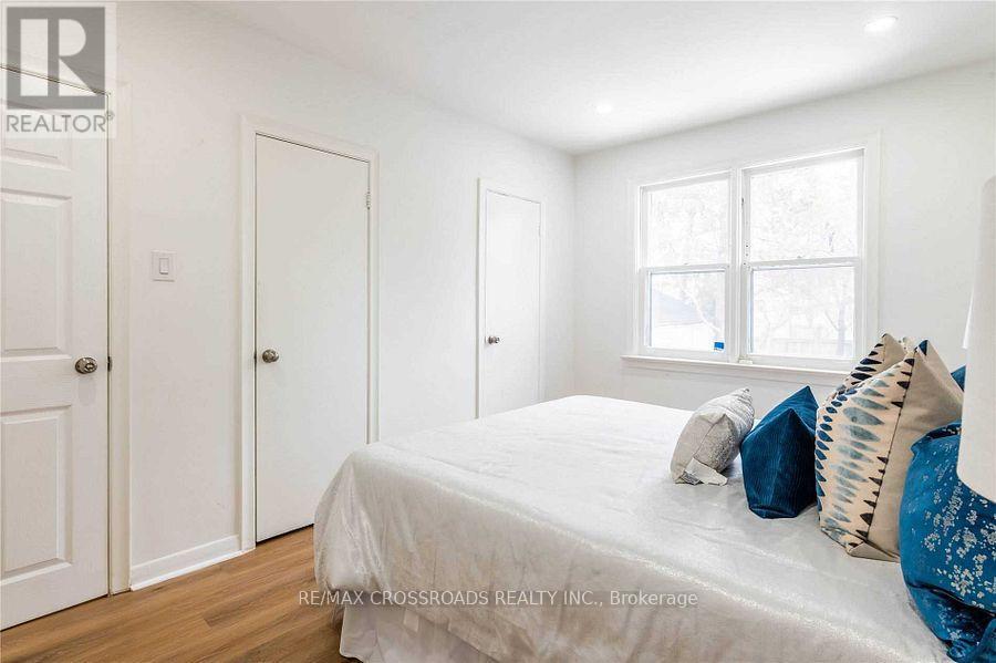 6 Larkhall Avenue, Toronto, Ontario  M1J 1V1 - Photo 14 - E12193654