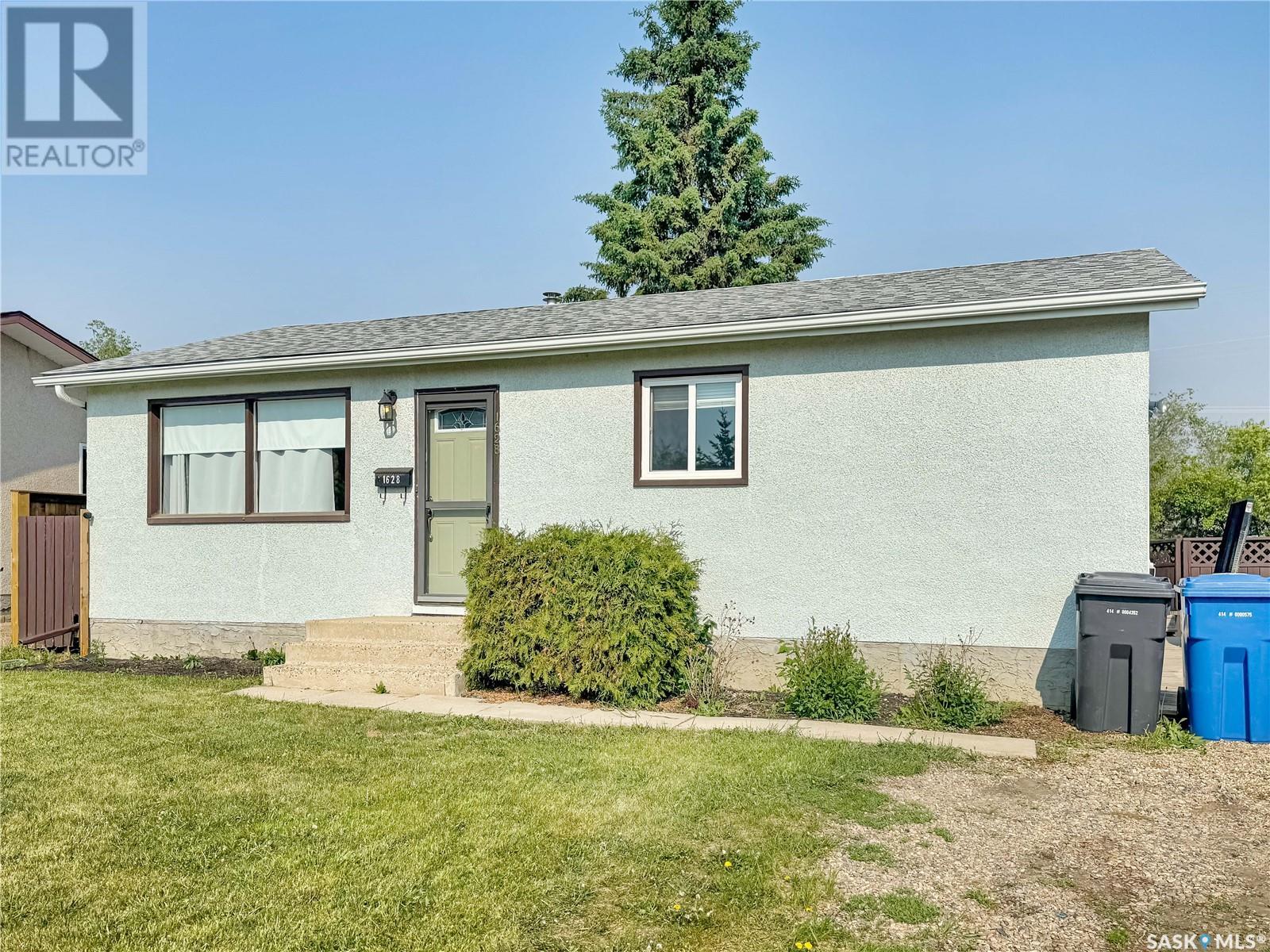1628 Mackenzie King CRESCENT, North Battleford, Saskatchewan