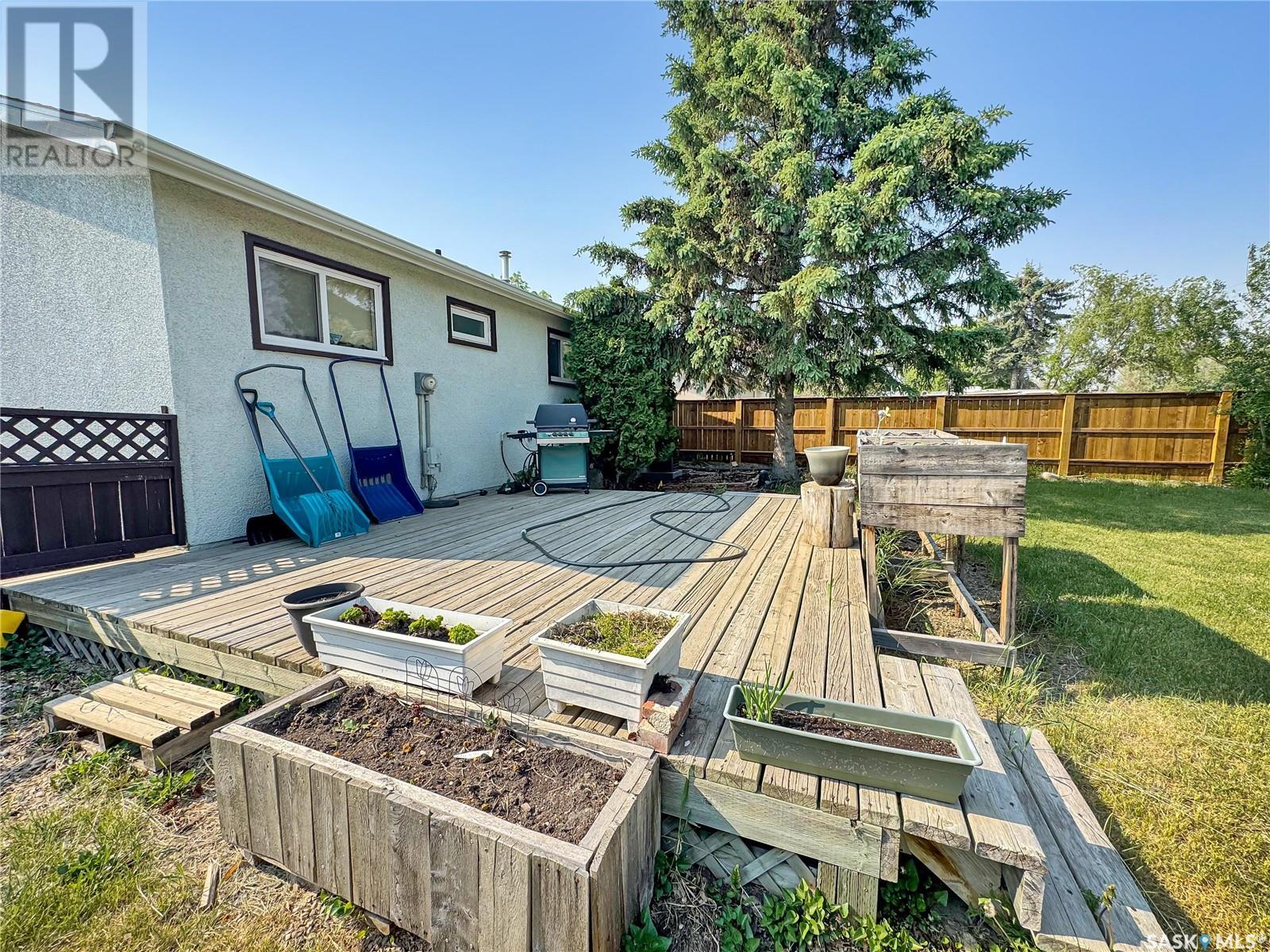 1628 Mackenzie King Crescent, North Battleford, Saskatchewan  S9A 3E3 - Photo 12 - SK007890