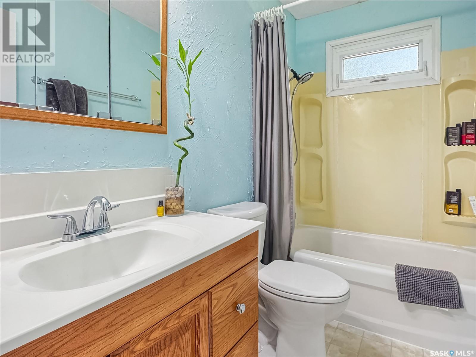 1628 Mackenzie King Crescent, North Battleford, Saskatchewan  S9A 3E3 - Photo 5 - SK007890