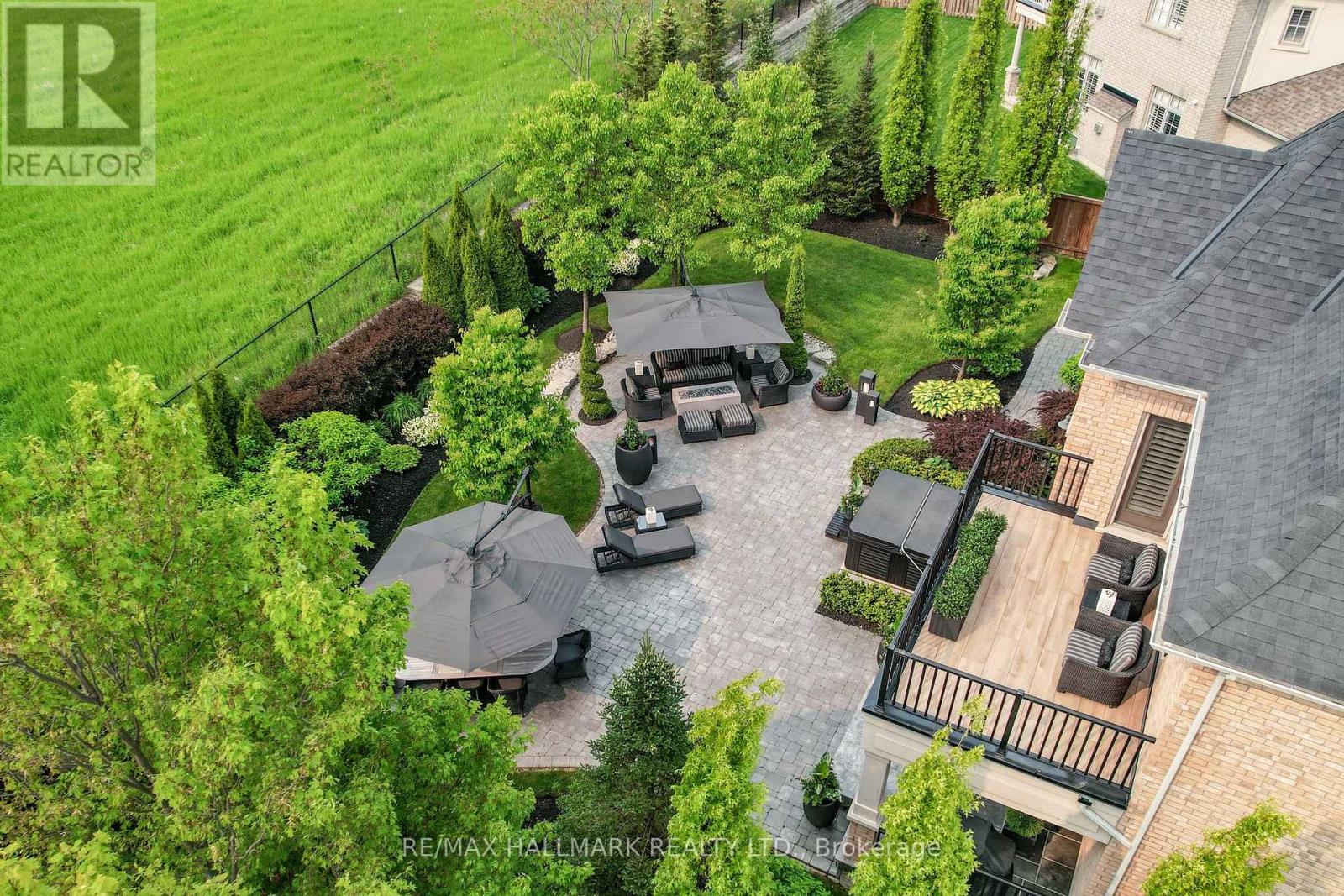 122 Carisbrooke Circle, Aurora (Bayview Southeast), Ontario  L4G 0K4 - Photo 44 - N12193646