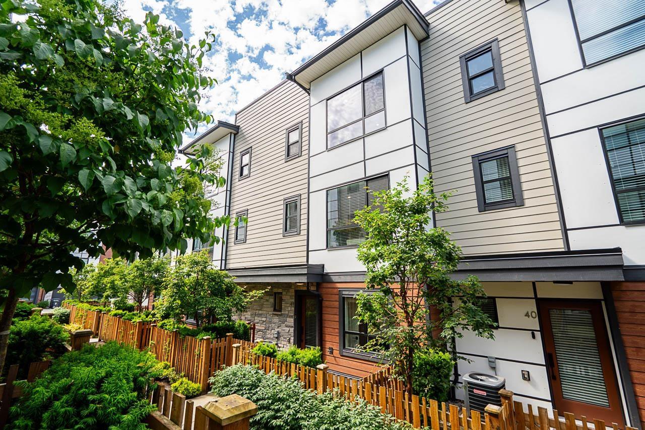 41 20150 81 Avenue, Langley, British Columbia  V2Y 3L8 - Photo 2 - R3009500