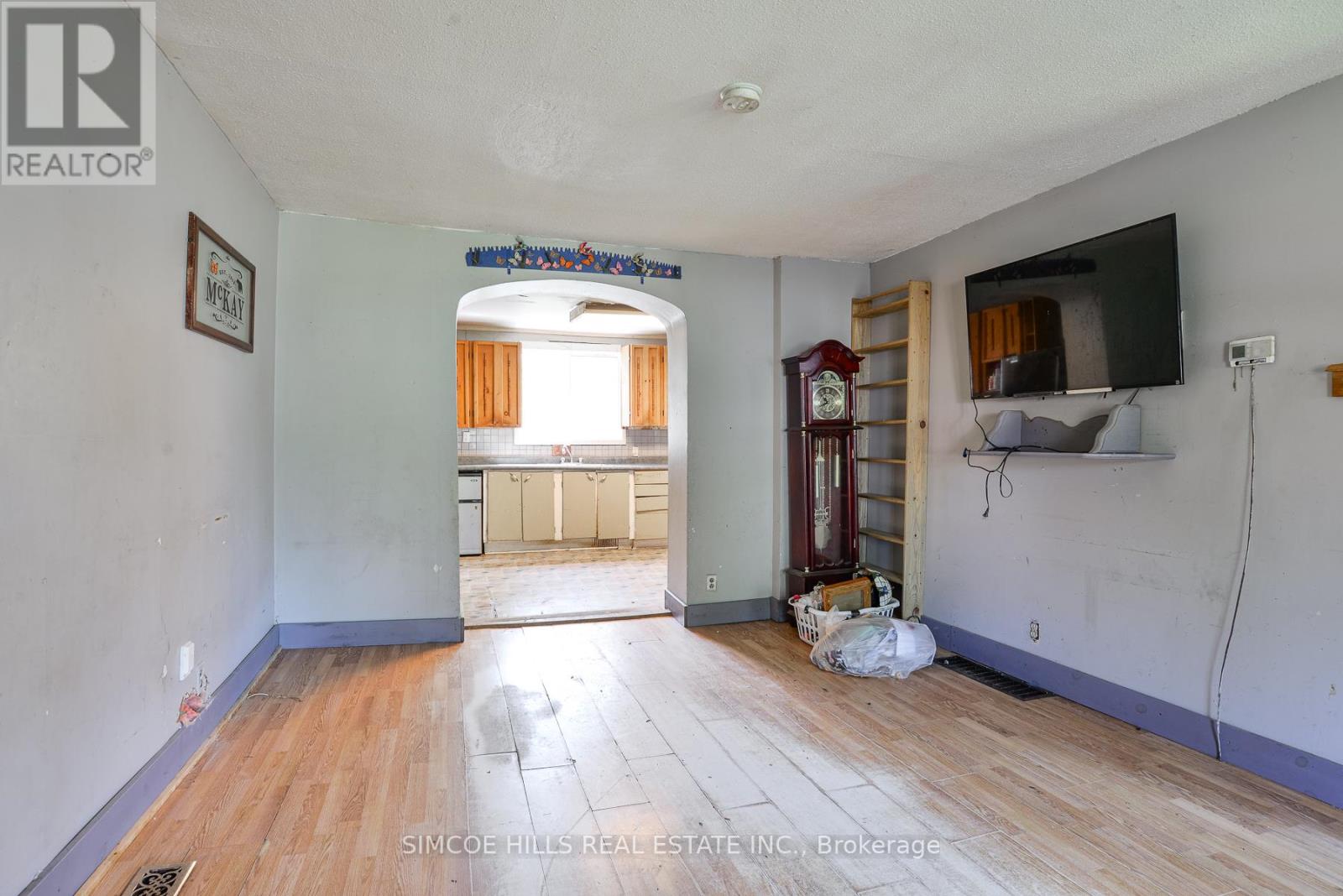 236 Front Street S, Orillia, Ontario  L3V 4T2 - Photo 17 - S12193616