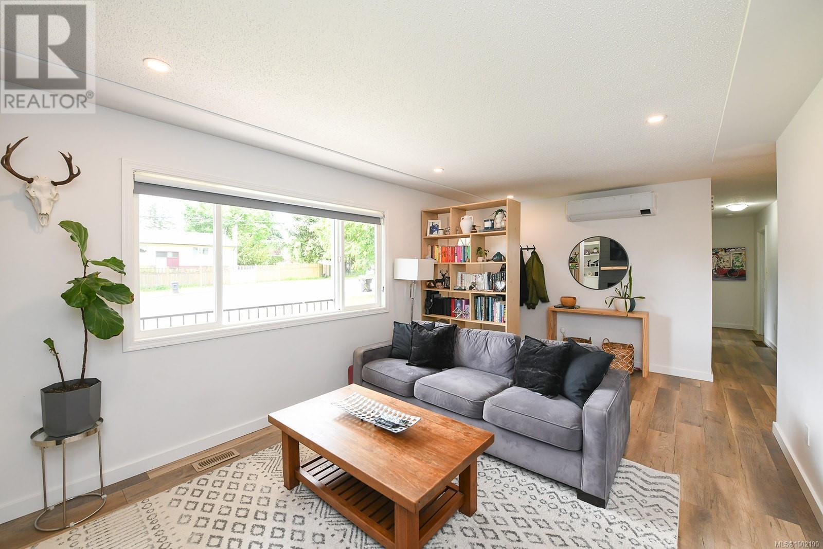 1626 Noel Ave, Comox, British Columbia  V9M 3K3 - Photo 4 - 1002190