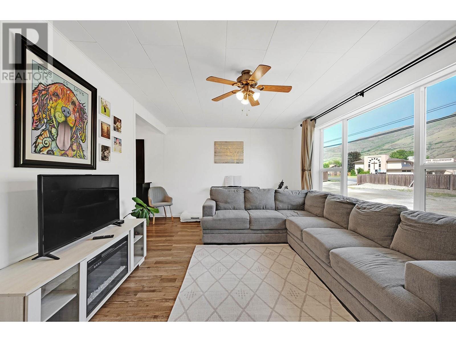 Property at 2820 WESTSYDE Road image 3