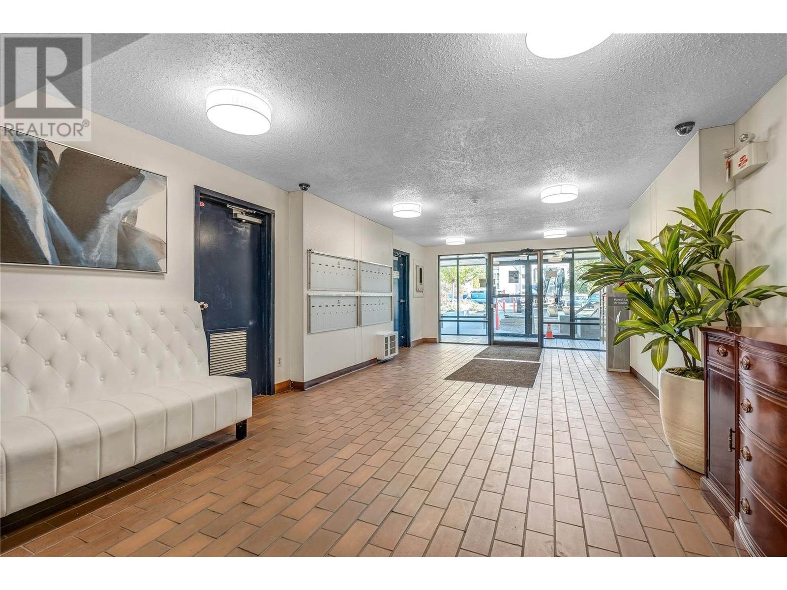 Property at 130 Skaha Place Unit# 311 image 3