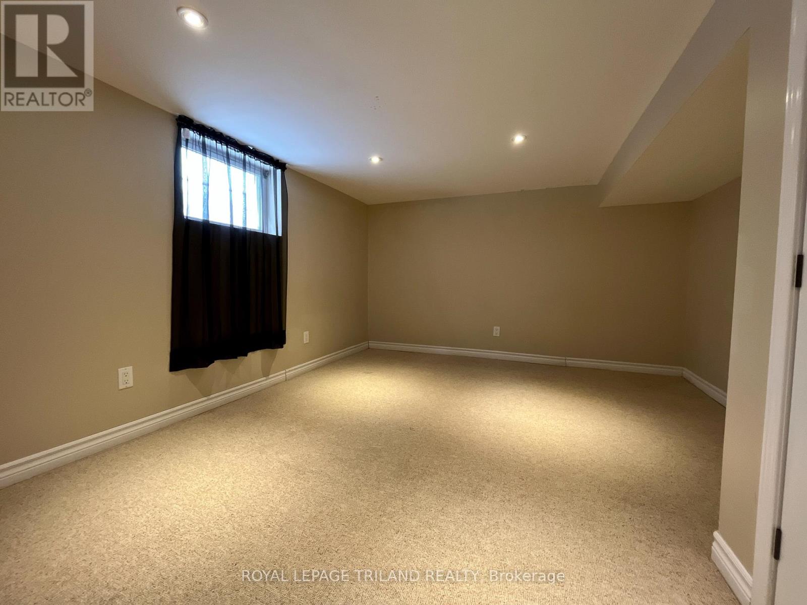 144 Victoria Street, London East, Ontario  N6A 2B7 - Photo 10 - X12193672