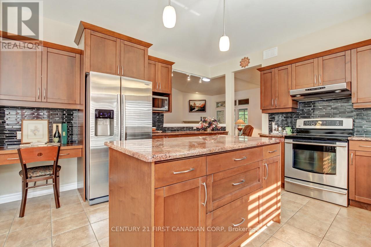 2137 Jack Nash Drive, London South, Ontario  N6K 5R1 - Photo 13 - X12193724