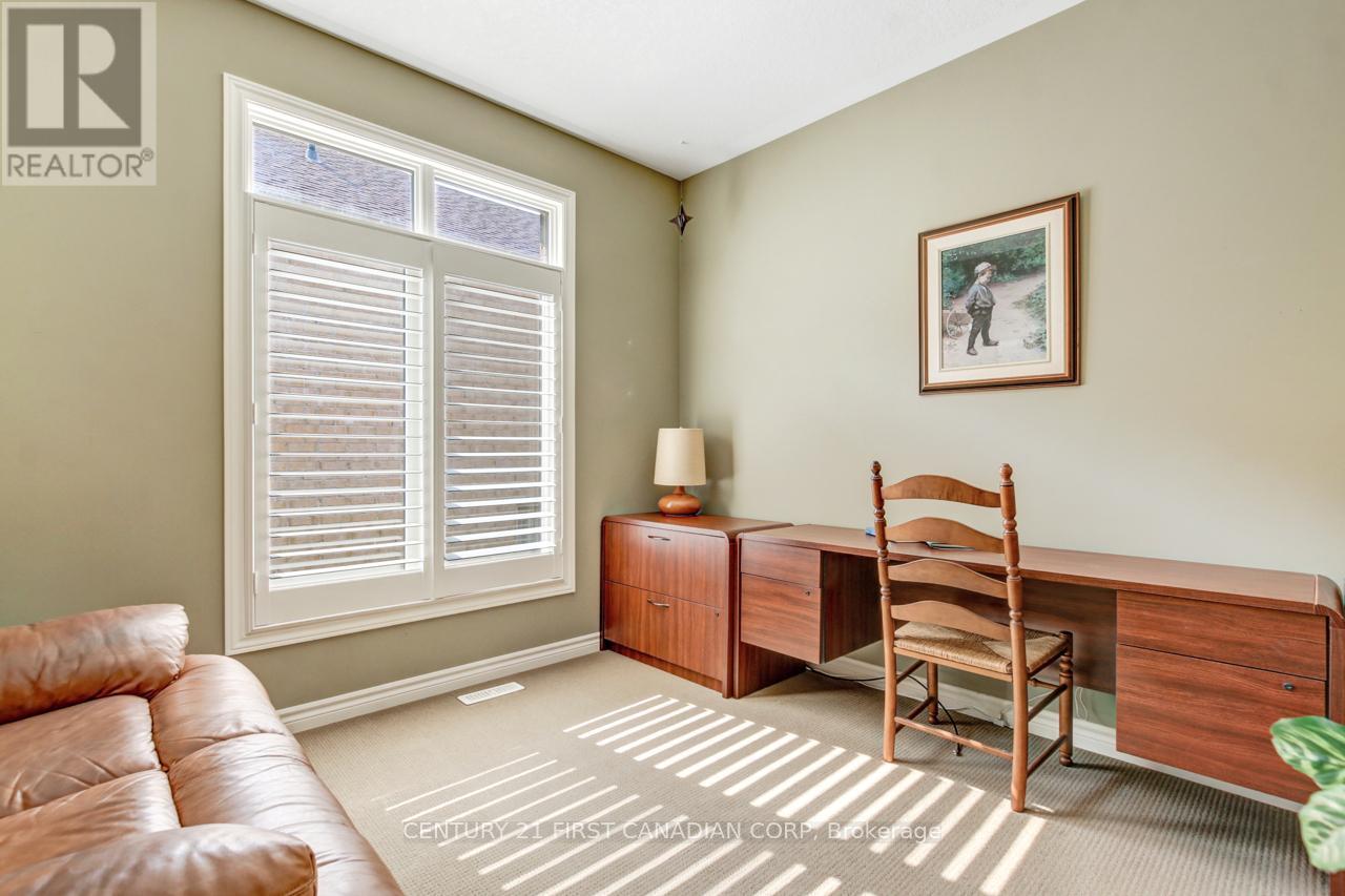 2137 Jack Nash Drive, London South, Ontario  N6K 5R1 - Photo 15 - X12193724