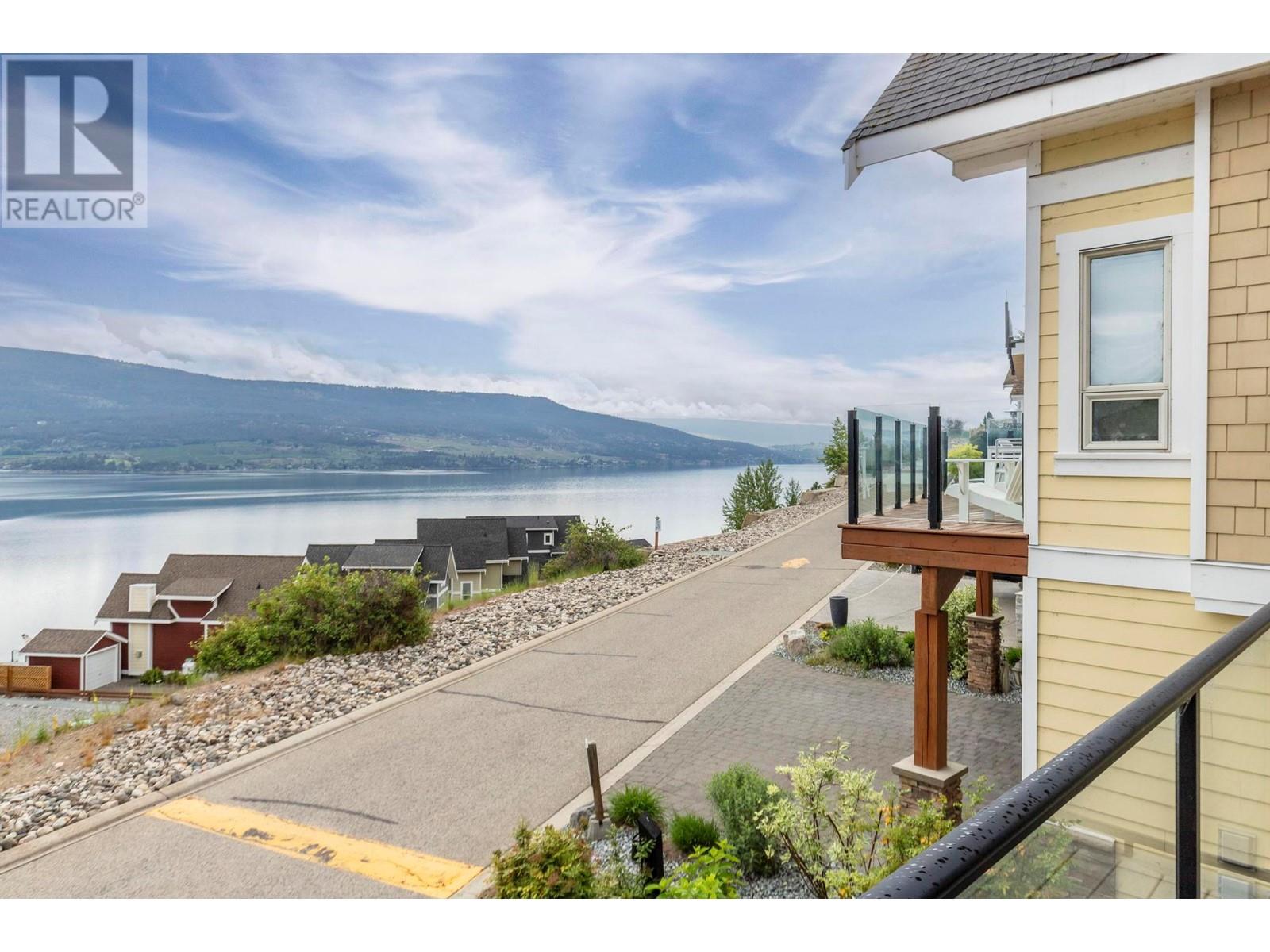 6895 Santiago Loop, Kelowna, British Columbia  V1Z 3R8 - Photo 20 - 10348797