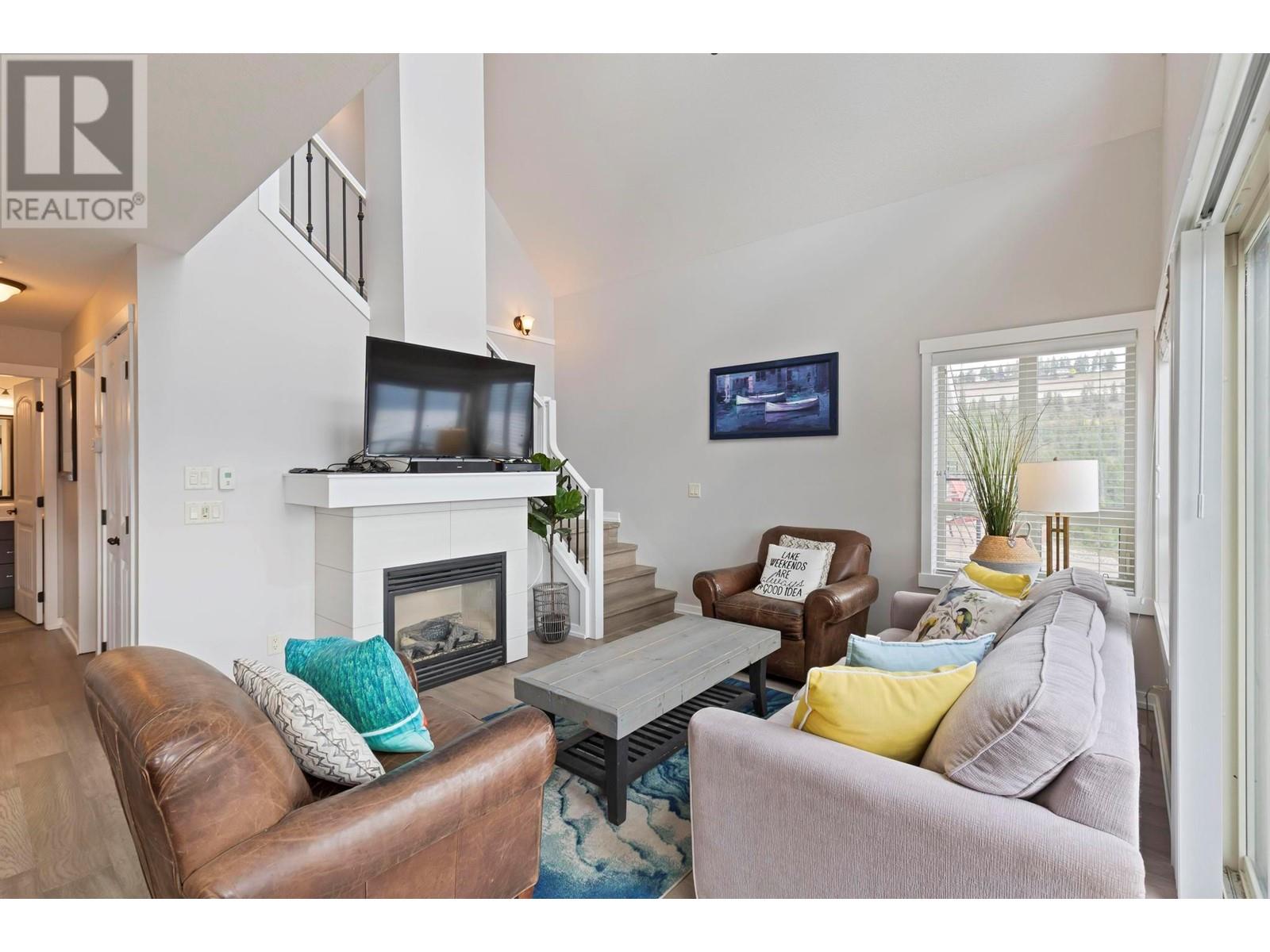 6895 Santiago Loop, Kelowna, British Columbia  V1Z 3R8 - Photo 10 - 10348797
