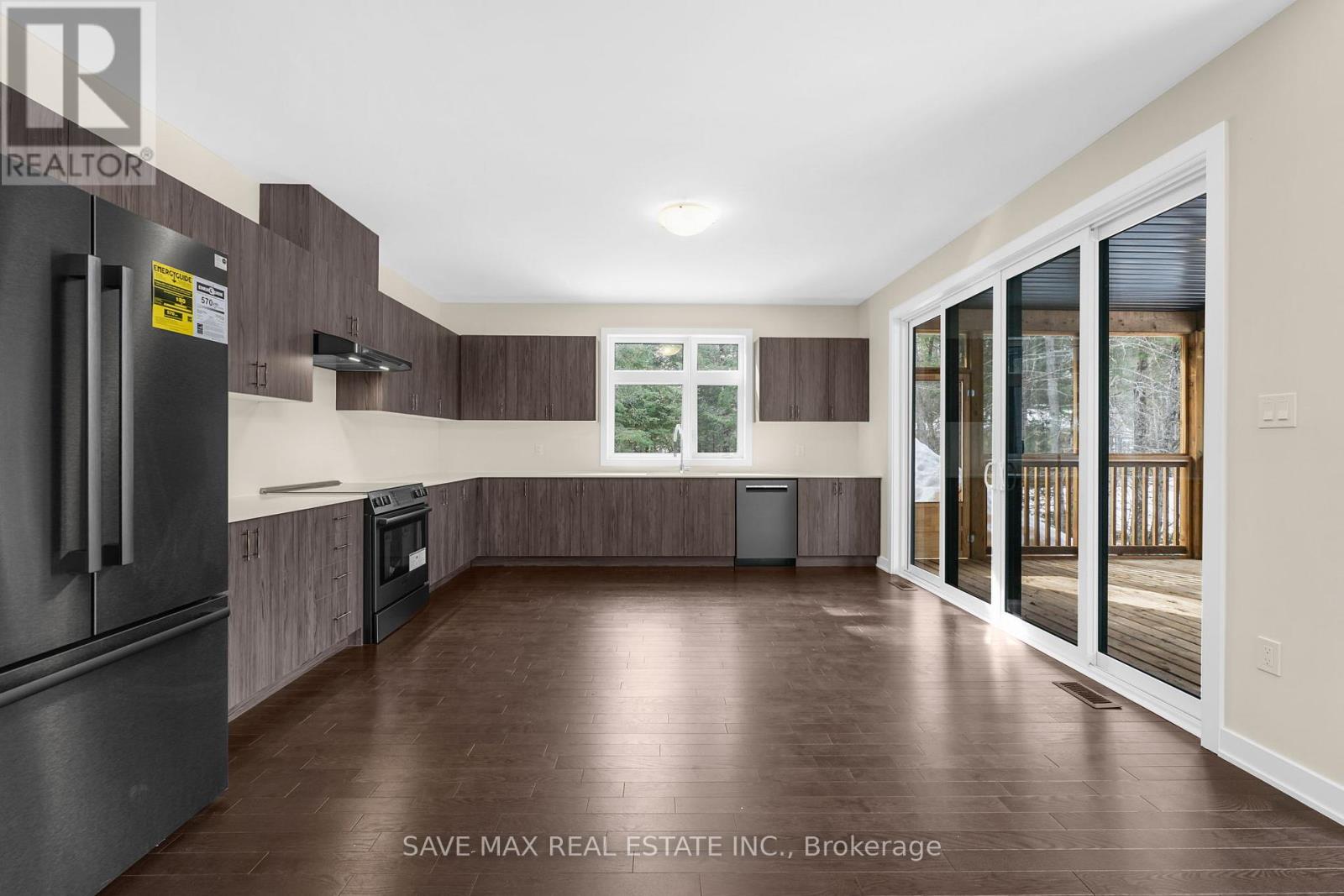 1007 Kingsridge Court, Lake Of Bays, Ontario  P1H 0K1 - Photo 16 - X12193632