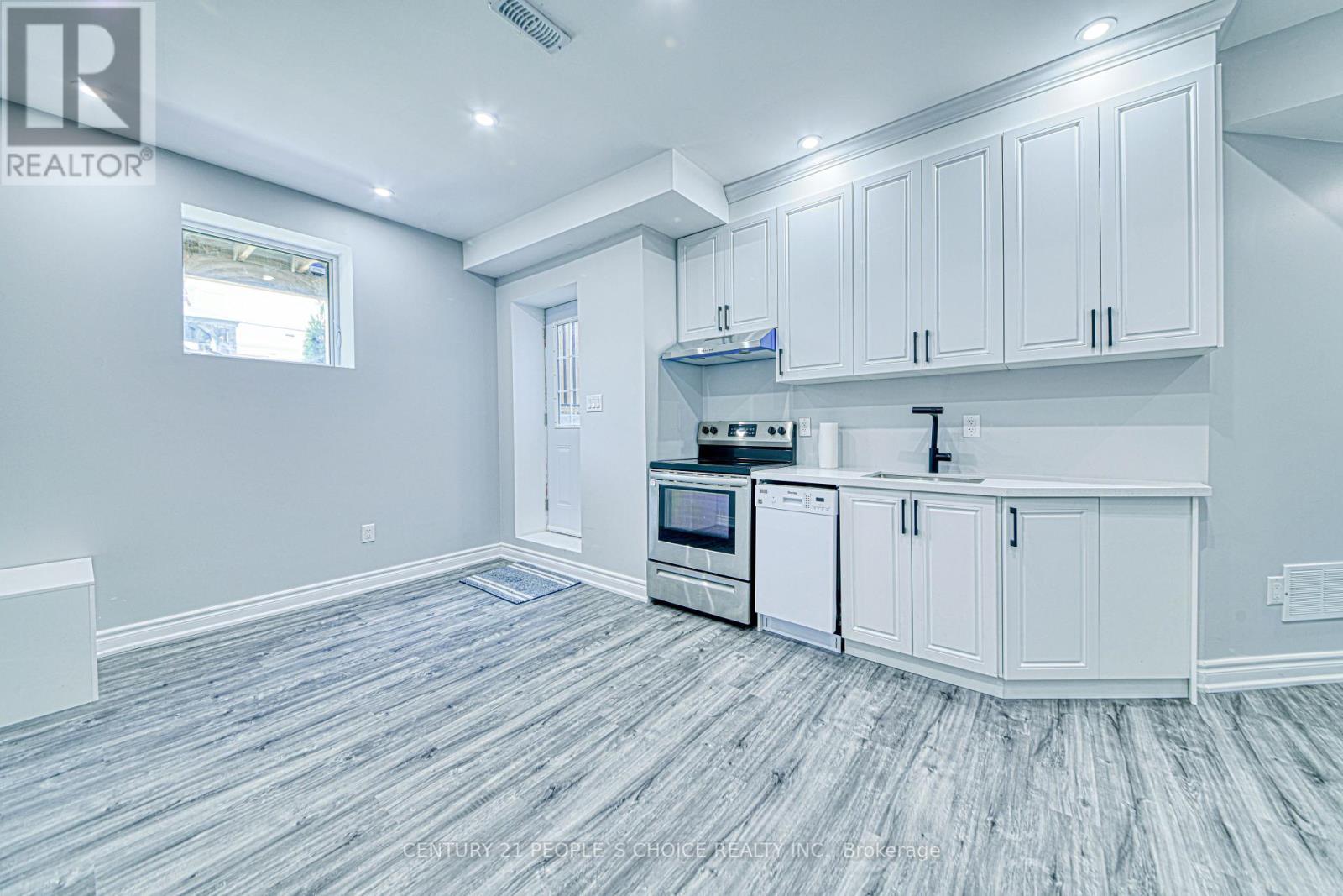 74 Henry Smith Avenue, Clarington, Ontario  L1C 0W1 - Photo 14 - E12189295