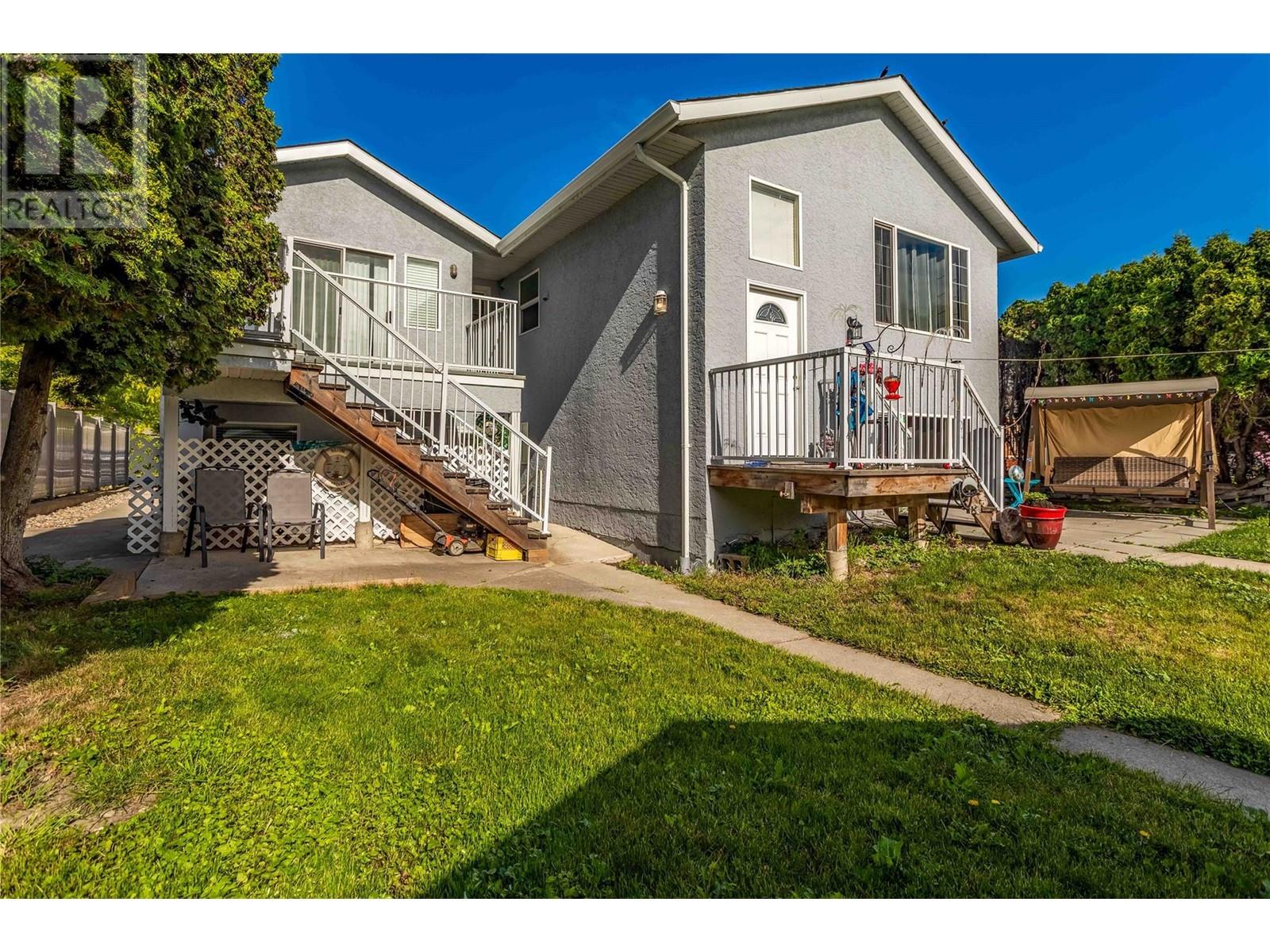 885 Walrod Street, Kelowna, British Columbia  V1Y 2S4 - Photo 2 - 10350375