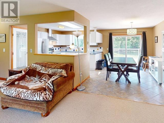 Property at 104-3231 BYRON ROAD image 2