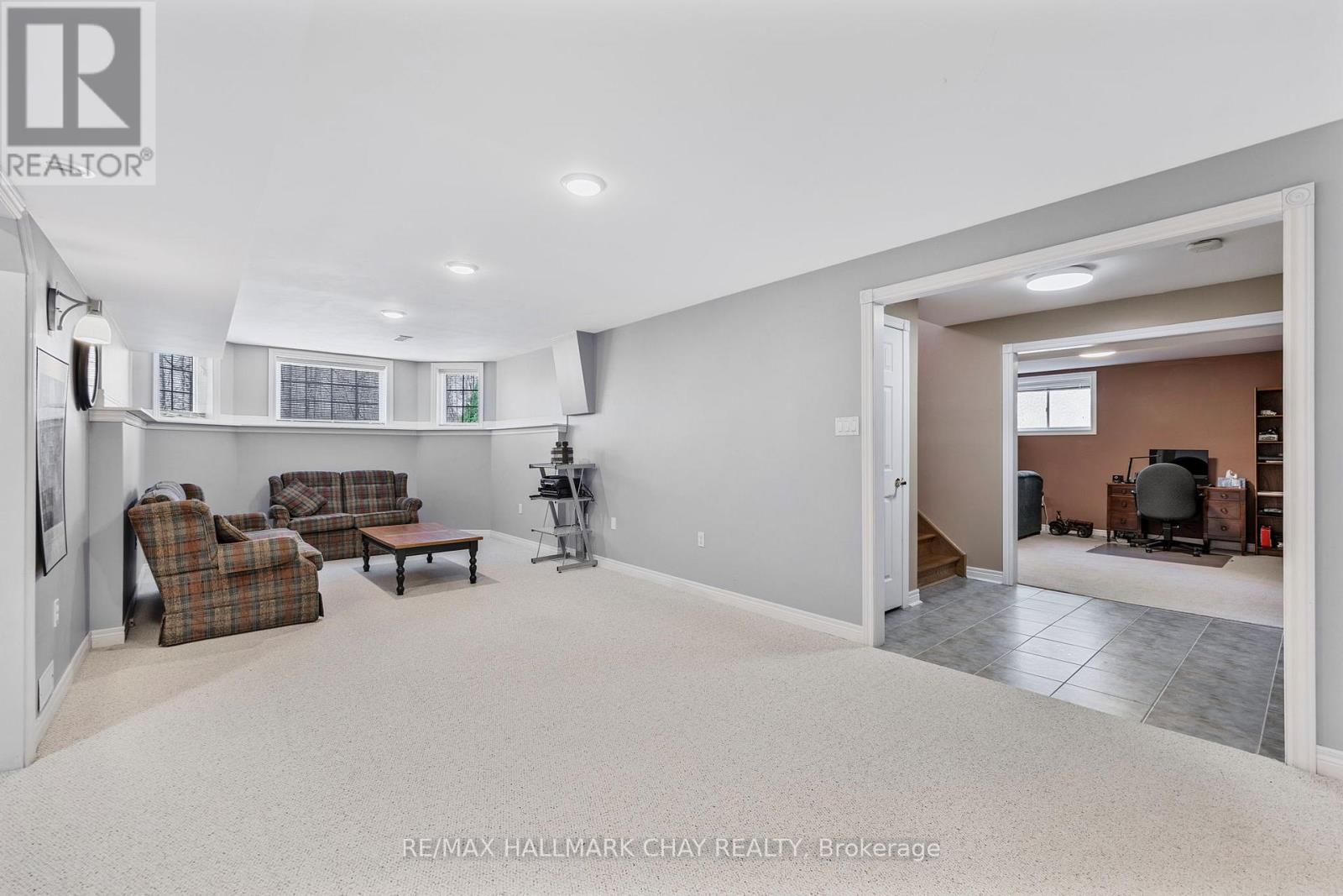 7 Pineview Drive, Oro-Medonte, Ontario  L0L 2L0 - Photo 28 - S12191930