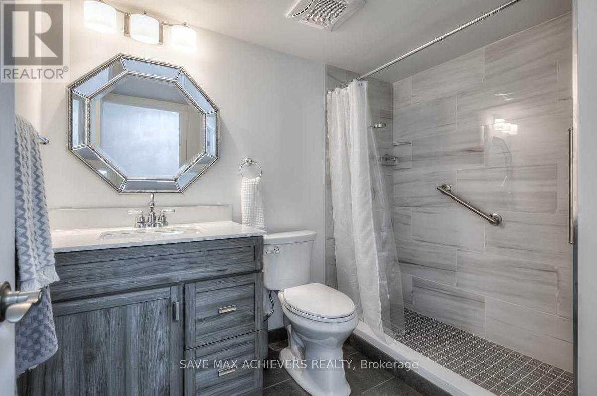1815 - 5 Rowntree Road, Toronto, Ontario  M9V 5G9 - Photo 11 - W12193378
